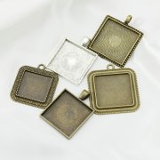 20Pcs Assortment 25MM Square Antiqued Bronze Pendant Settings for Resin DIY Jewelry Supplies 1431127