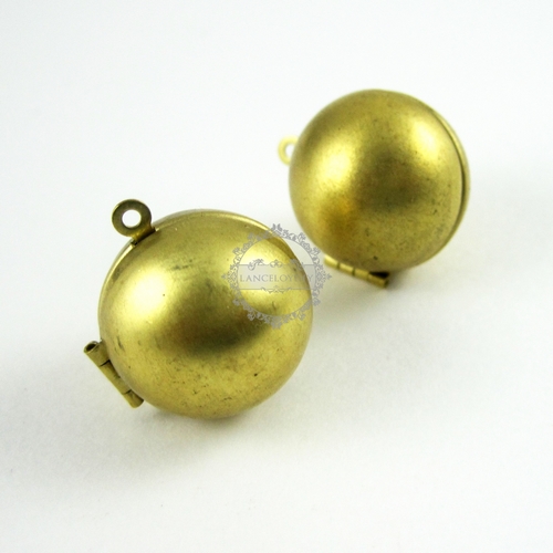 5pcs 20mm round ball raw brass vintage ball locket,ball photo locket,wholesale 1110017 - Click Image to Close