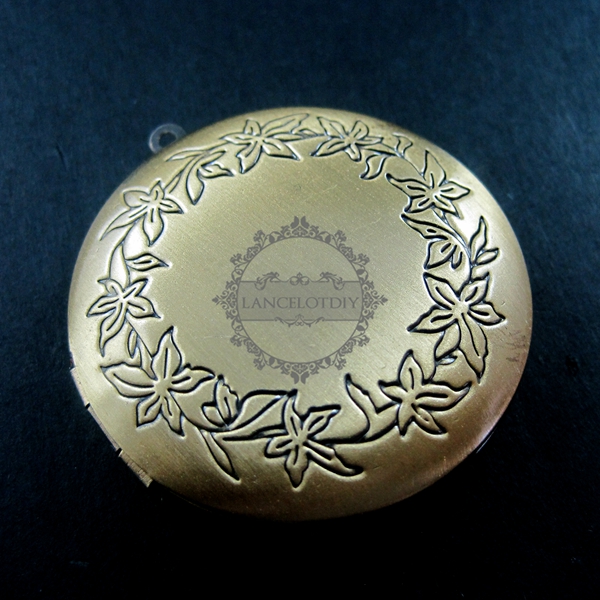 5pcs Pendant DIY Brass Bronze Copper European Antique Style Round Flower Prayer Box Photo Locket Jewelry - Click Image to Close