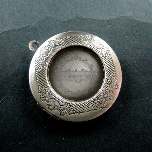 5pcs 20mm setting size vintage brass antique silver locket pendant,photo locket,round locket 1113001 - Click Image to Close