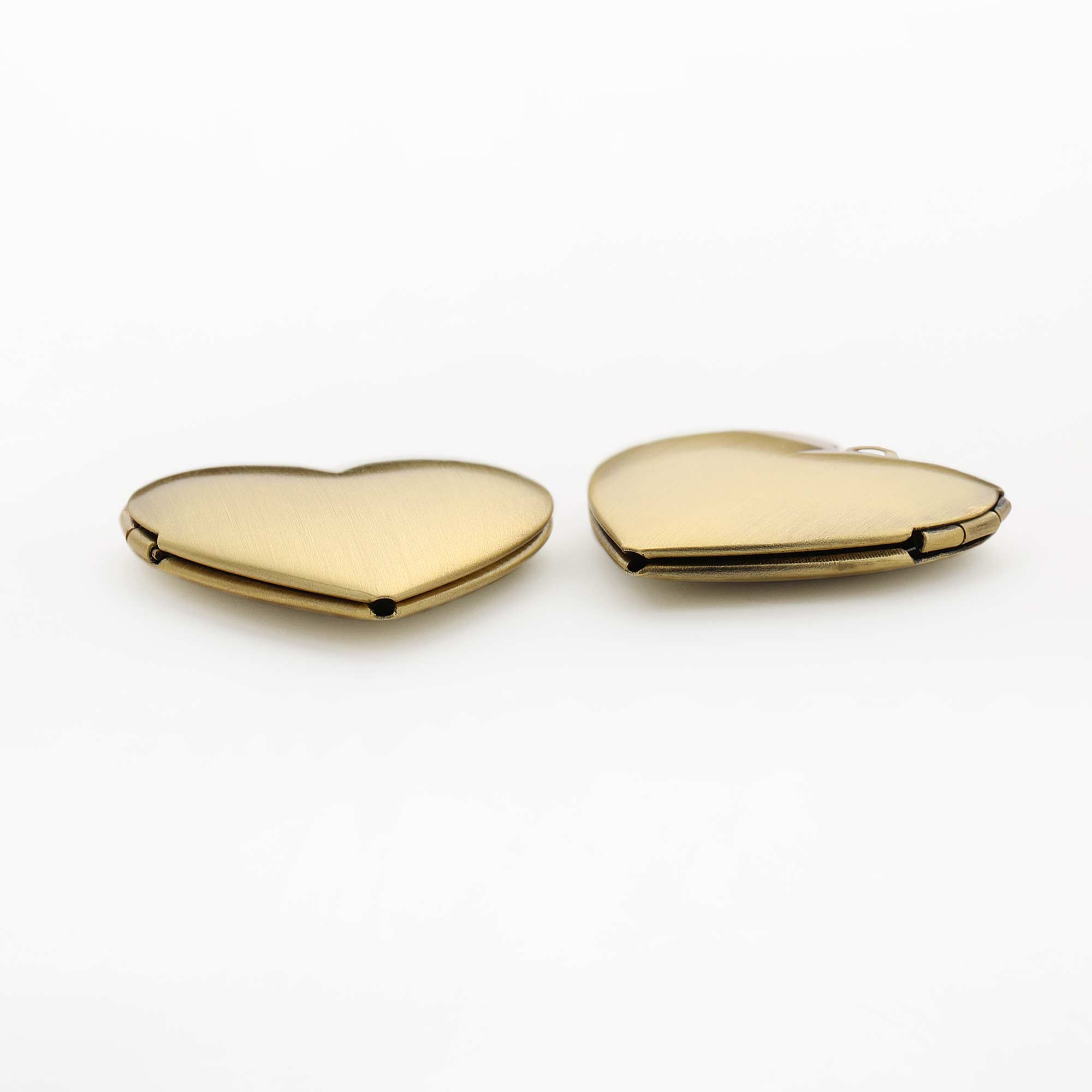 5pcs 28MM Plain Heart Photo Locket,Vintage Style Bronze Plated Brass Heart Pendant,Memory Gift,DIY Pendant Charm Supplies 1130007 - Click Image to Close