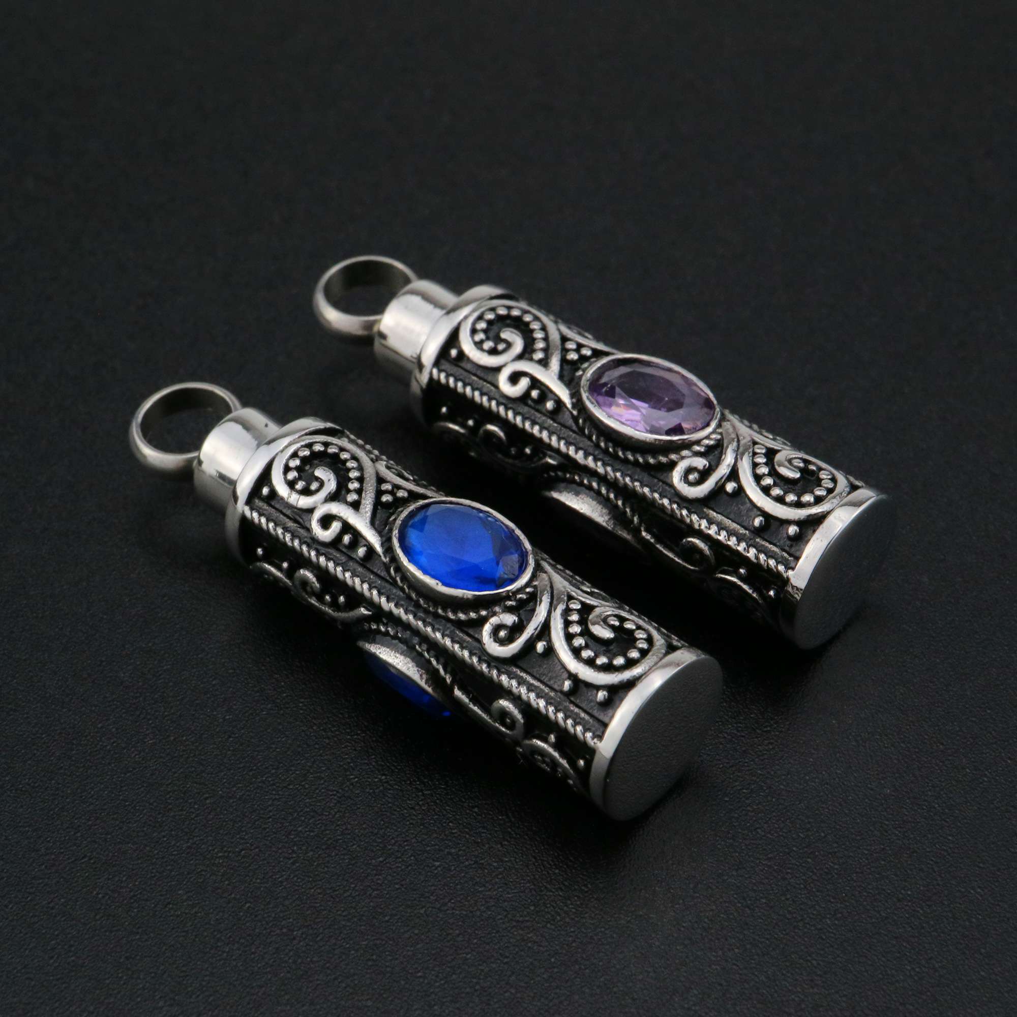 1Pcs Stainless Steel Tube Keepsake Ash Canister Cremation Urn Wish Vial Pendant Prayer Purfume Box 10x38MM Antiqued Silver 1190021 - Click Image to Close