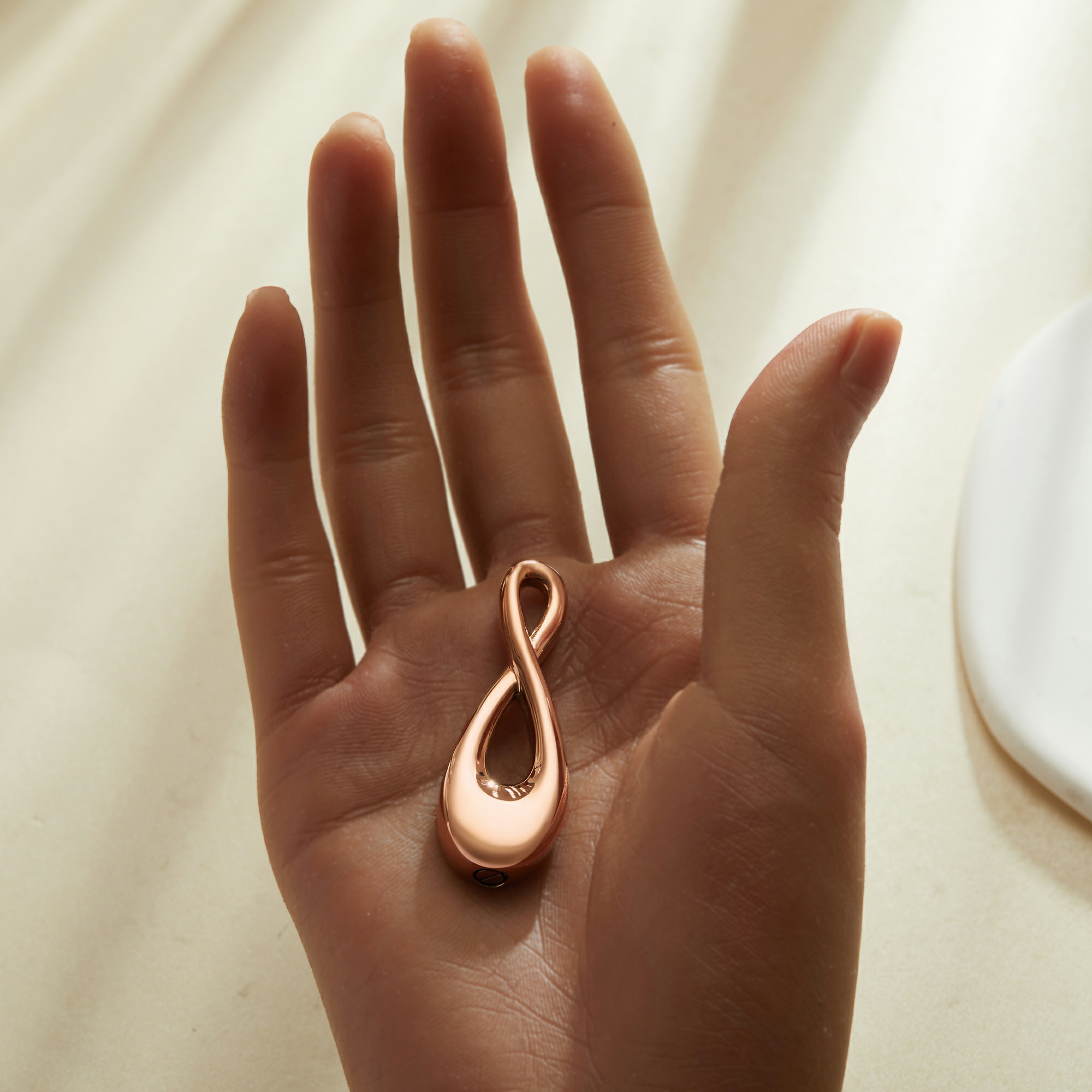 Infinity Stainless Steel Canister Pendant,Silver Rose Gold Black Tiny Ash Canister Cremation,Urn Wish Vial Pendant Prayer Purfume Box Pendant,DIY Pendant Supplies 1190078