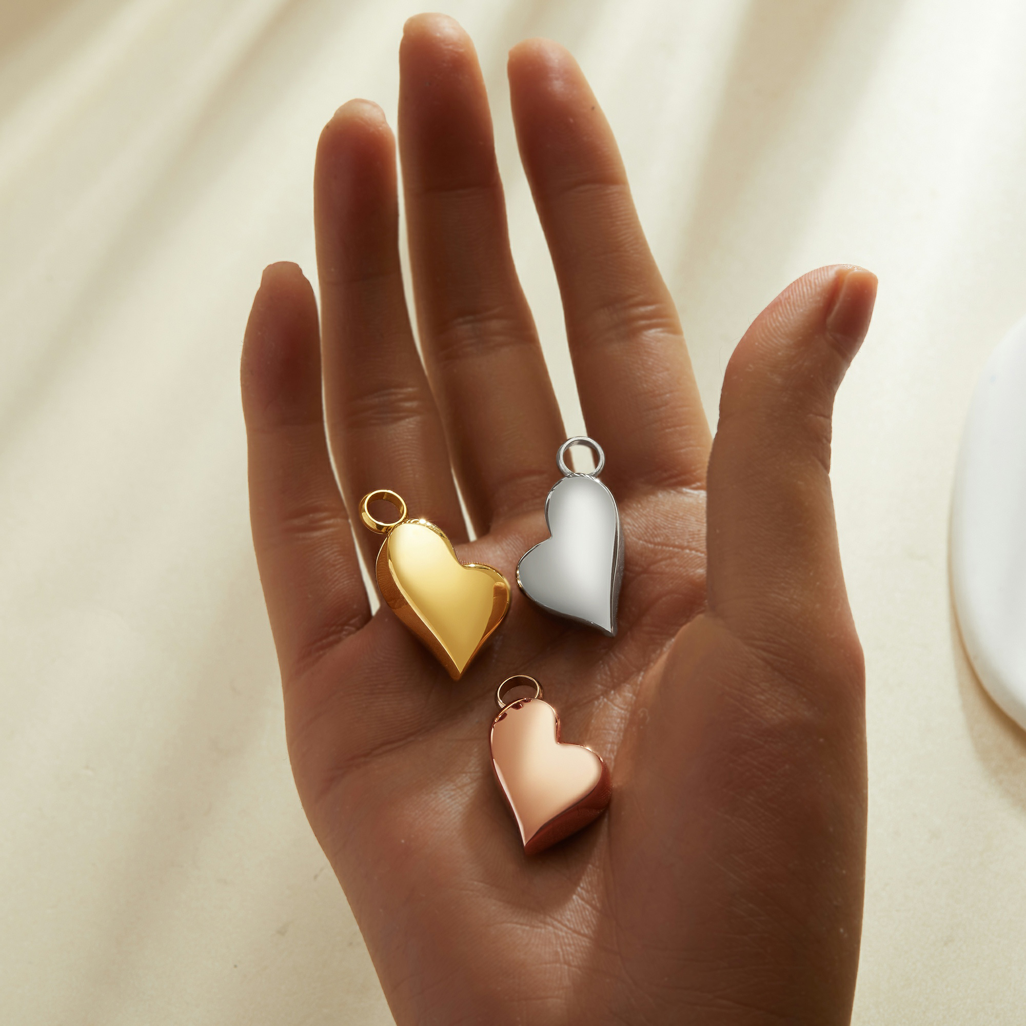 Heart Love Stainless Steel Canister Pendant,Silver Rose Gold Tiny Ash Canister Cremation,Urn Wish Vial Pendant Prayer Purfume Box Pendant,DIY Pendant Supplies 1190081