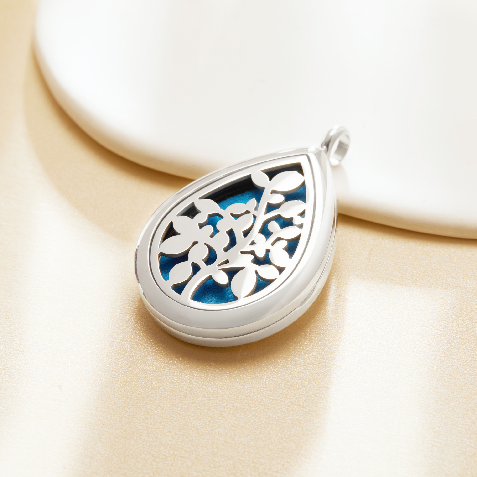 Tree Branch Filligree Perfume Aroma Diffuser Photo Locket,Vintage Styles Stainless Steel Pear Drop Pendant,DIY Keepsake Memorial Pendant Charm Supplies 1190085