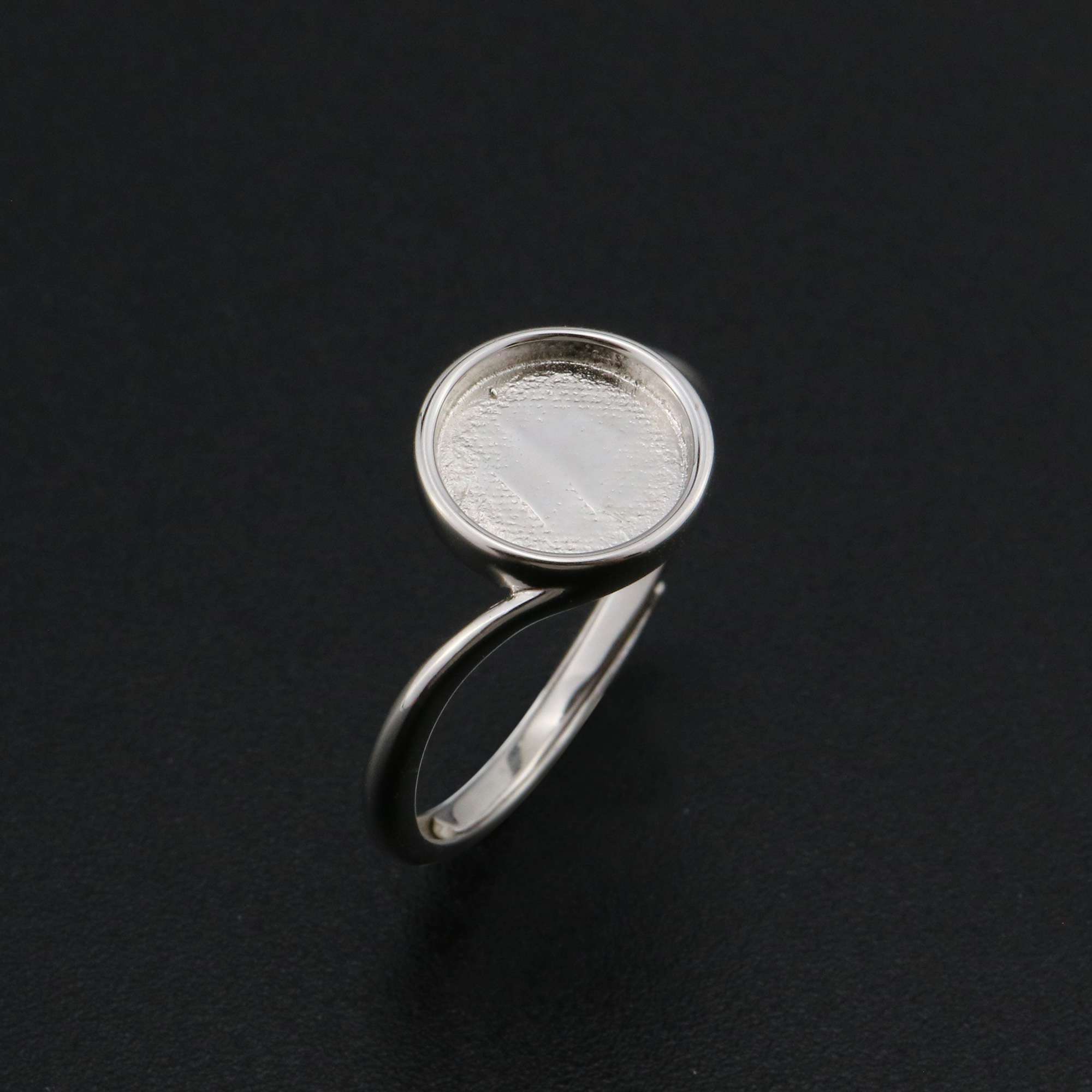 8MM Round Bezel Ring Settings Solid Back Breast Milk Resin 925 Sterling Silver DIY Bypass Shank Adjustable Ring 1212072 - Click Image to Close