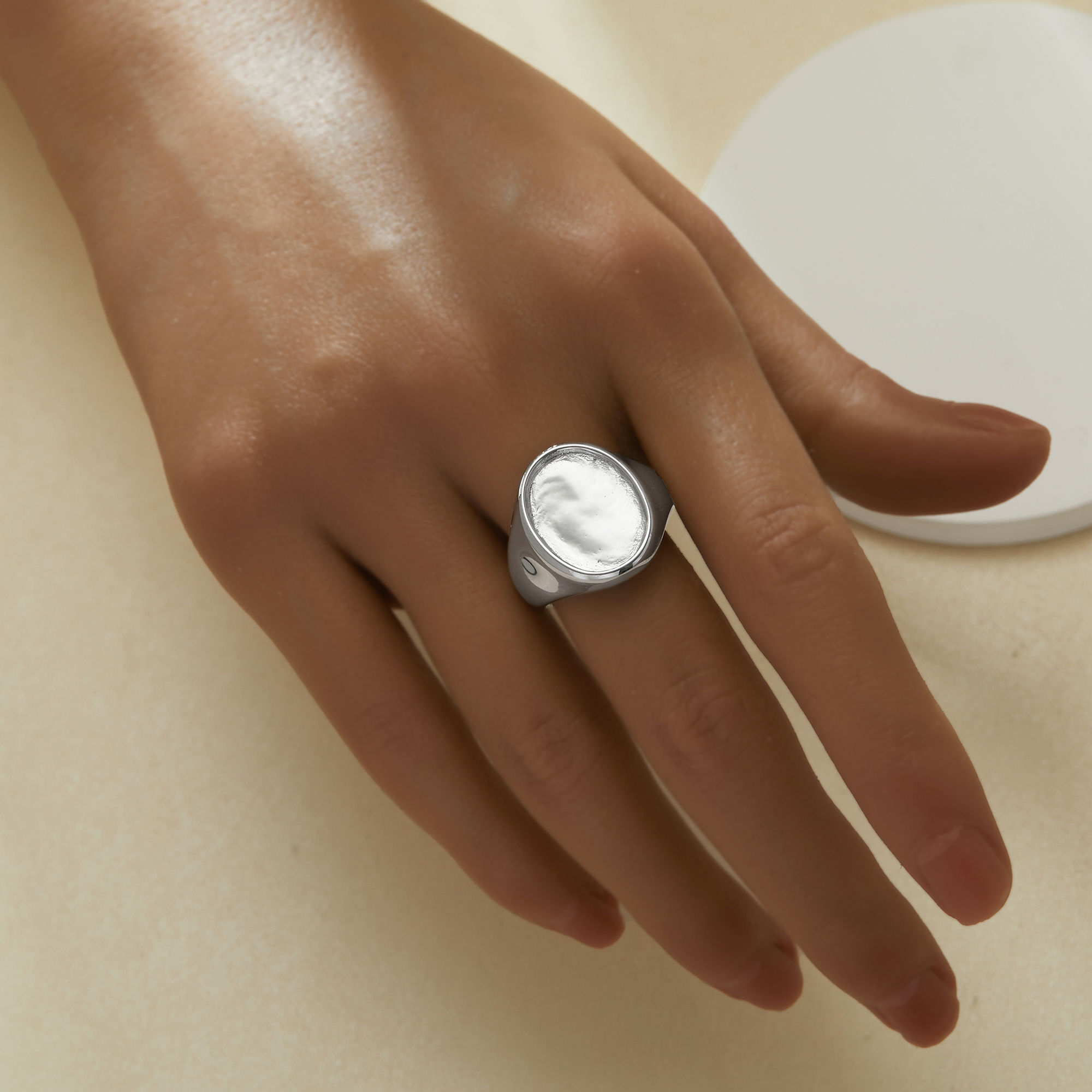 12x16MM Keepsake Breast Milk Resin Oval Bezel Ring,Silver 316L Stainless Steel Tray Bezel Ring,DIY Ring Blank Supplies 1222144 - Click Image to Close