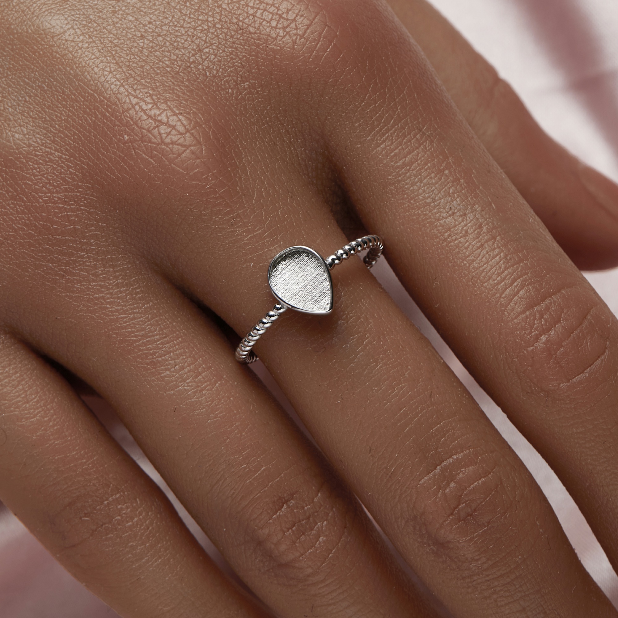 Keepsake Breast Milk Resin Pear Bezel Ring Settings,Solid 14K 18K Gold Ring,Simple Twist Bezel Ring,DIY Ring Supplies For Gemstone 1294719 - Click Image to Close