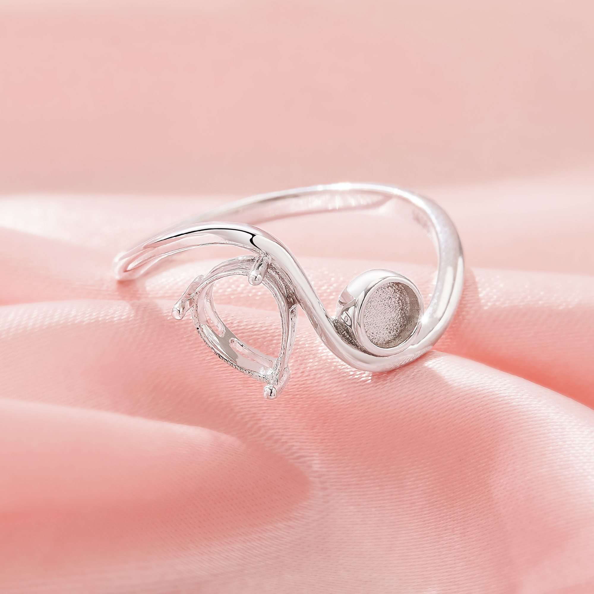 Keepsake Breast Milk Resin 4MM Round Bezel Settings,Solid 925 Silver Ring,2 Stone Prong Ring Settings,With 6x8MM Pear Stone 1294939