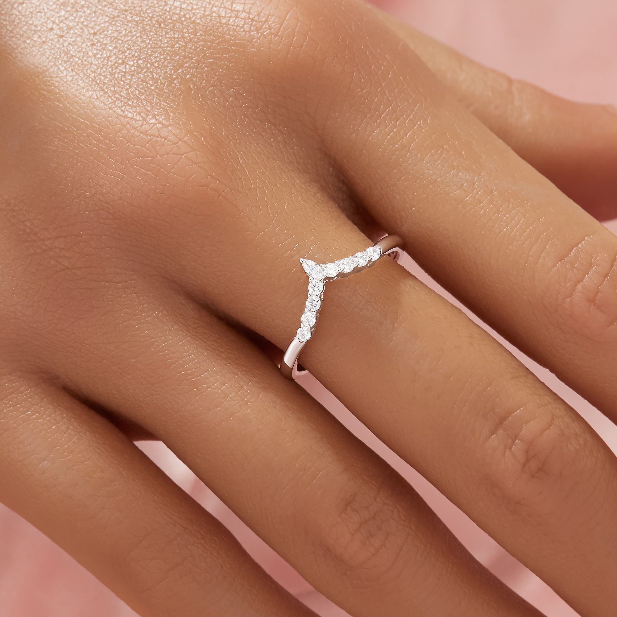 Curved Moissanite Stackable Ring,Solid 14K 18K Gold Ring,Elegant Pave Moissanite Stacker Ring,Stackable Ring,DIY Ring Supplies 1294991 - Click Image to Close