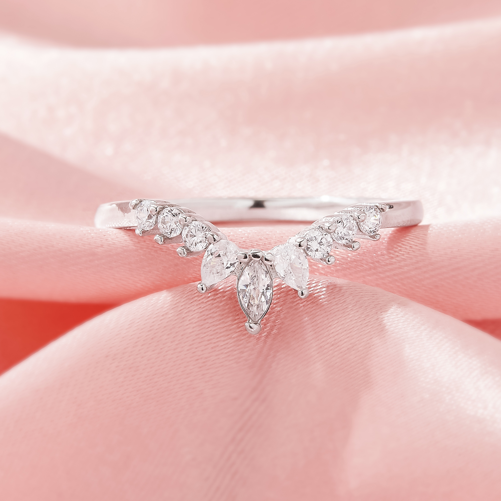 Curved Moissanite Stackable Ring,Solid 14K 18K Gold Ring,Dainty Stacker Ring,Stackable Ring,DIY Ring Supplies 1294994 - Click Image to Close