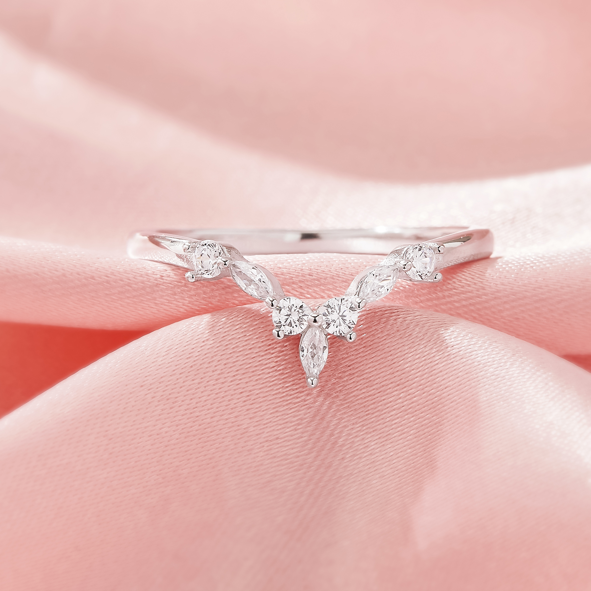 Vintage Styles Curved Moissanite Stackable Ring,Solid 14K 18K Gold Ring,Stacker Ring,Stackable Ring,DIY Ring Supplies 1295002 - Click Image to Close
