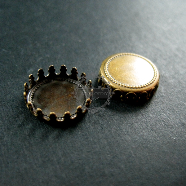 20pcs 12mm setting size vintage style bronze crown round bezel tray DIY pendant charm supplies 1411054 - Click Image to Close