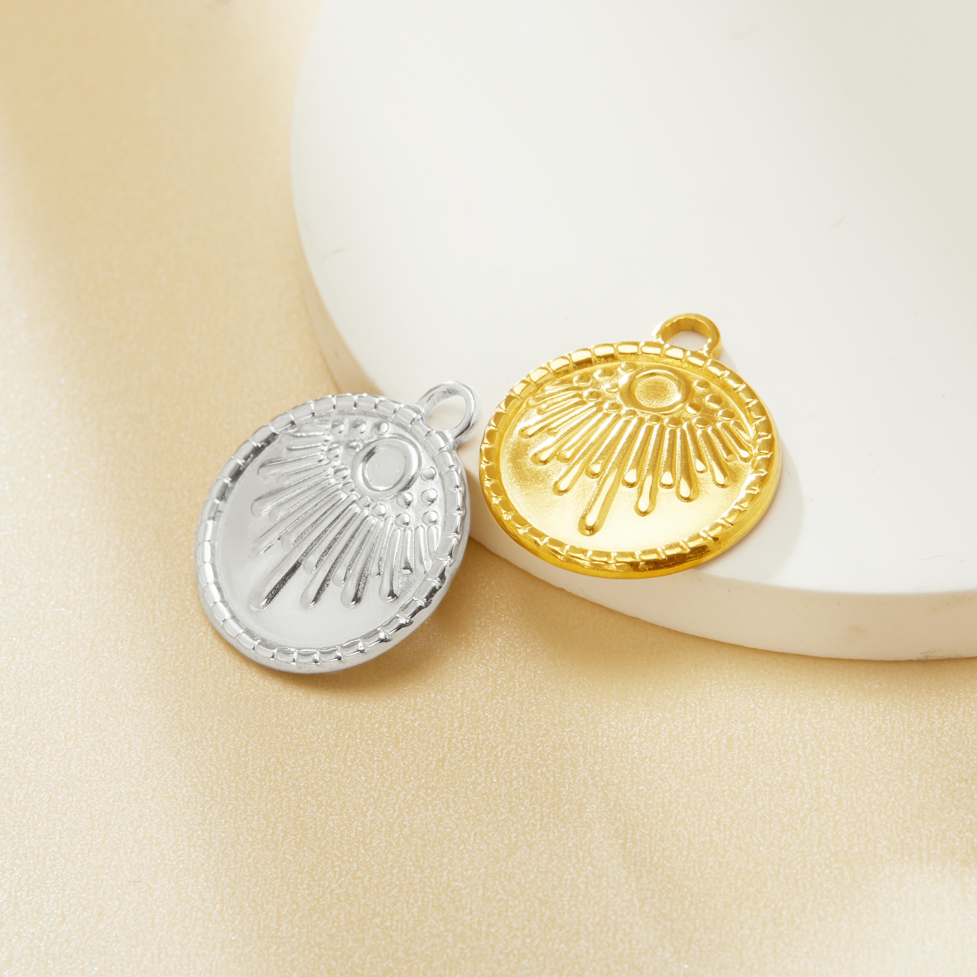 Keepsake Breast Milk Resin Round Bezel Pendant Settings,Stainless Steel Sun Pendant,Gold Plated Pendant,DIY Pendant Supplies 1411426 - Click Image to Close