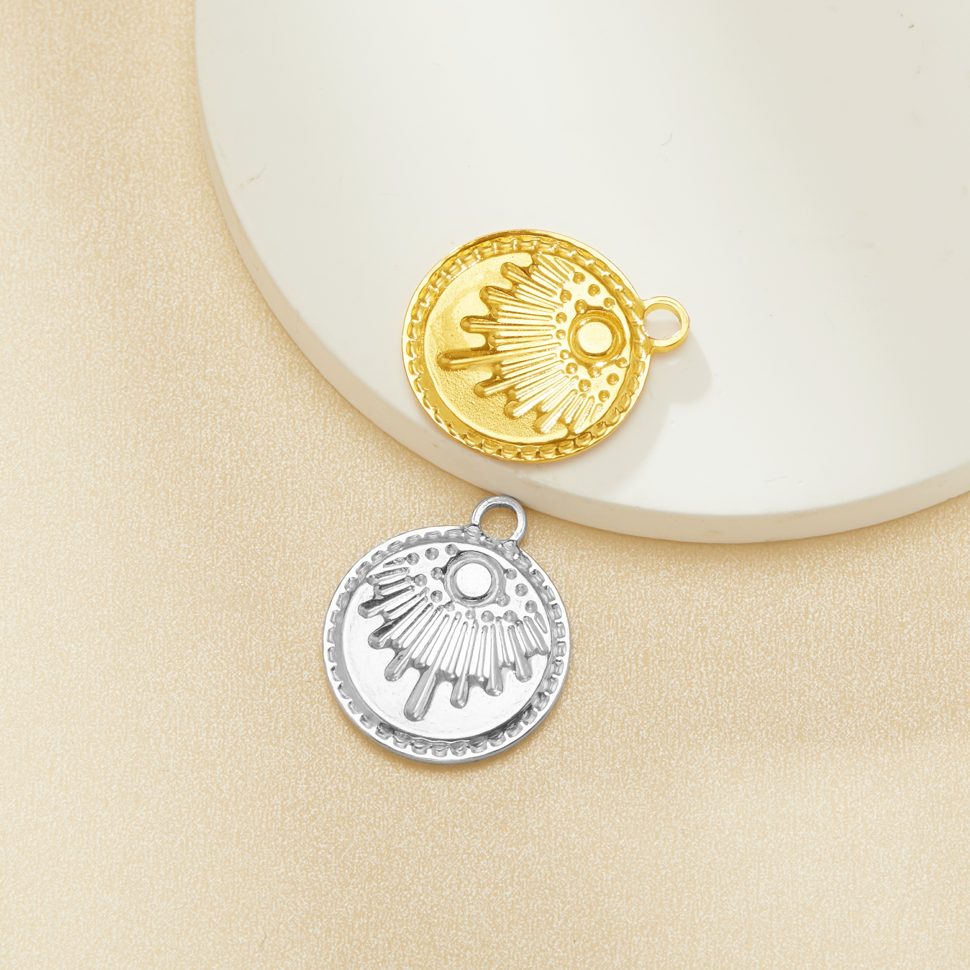 Keepsake Breast Milk Resin Round Bezel Pendant Settings,Stainless Steel Sun Pendant,Gold Plated Pendant,DIY Pendant Supplies 1411426 - Click Image to Close