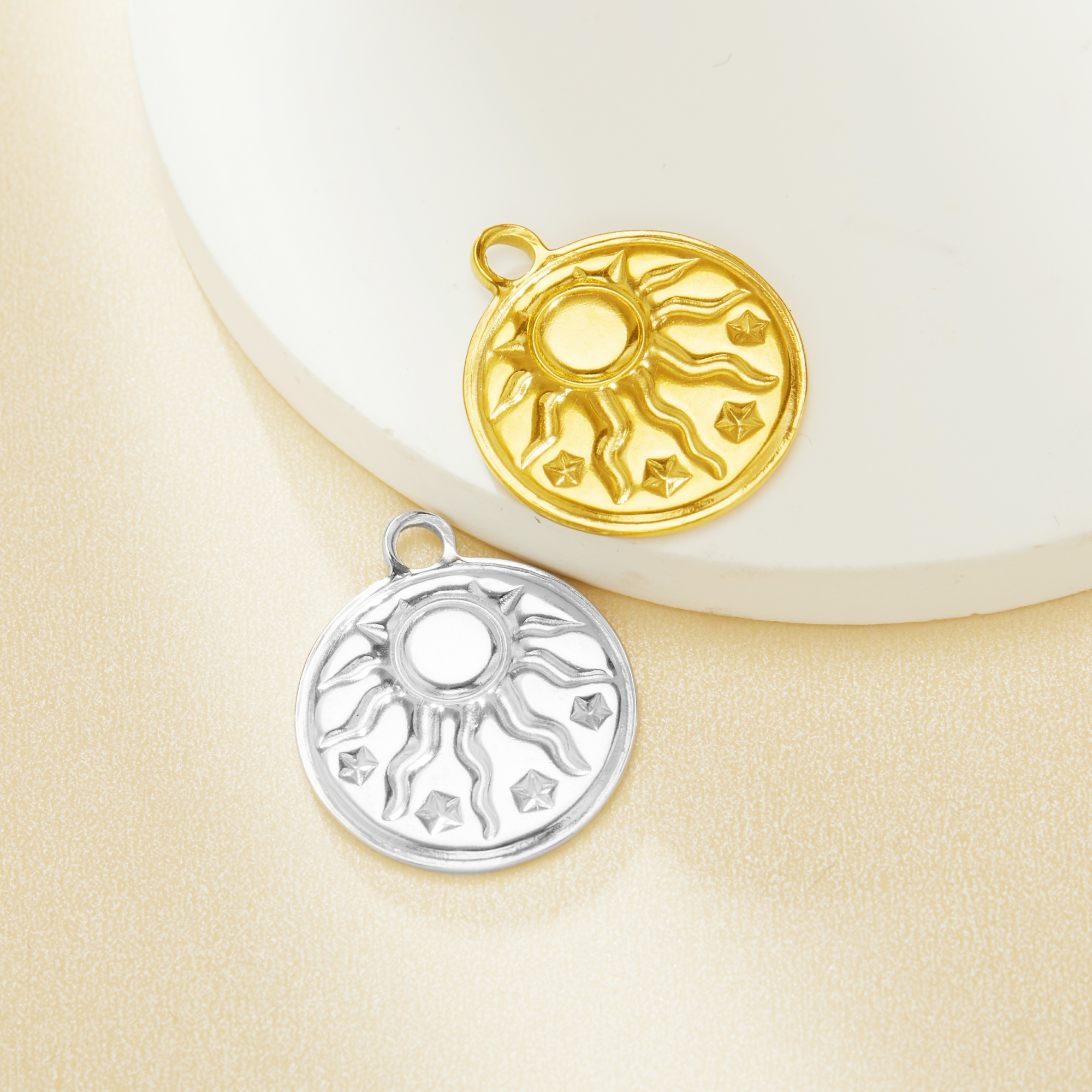5MM Keepsake Breast Milk Resin Round Bezel Sun Star Pendant Settings,Gold Plated Stainless Steel Pendant,Vintage Styles Sun Pendant 1411427 - Click Image to Close