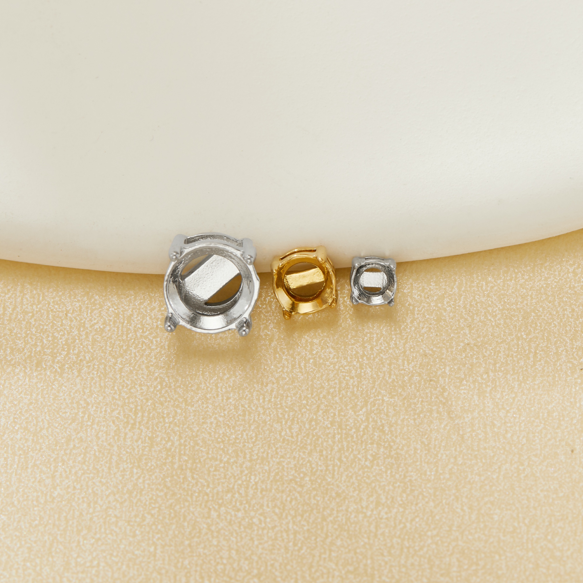 Round Prongs Bezel Pendant Settings,Yellow Gold Plated Stainless Steel Pendant Charm,Minimalist Round Pendant,Simple Pendant Blank for Faceted Stones 1411436 - Click Image to Close