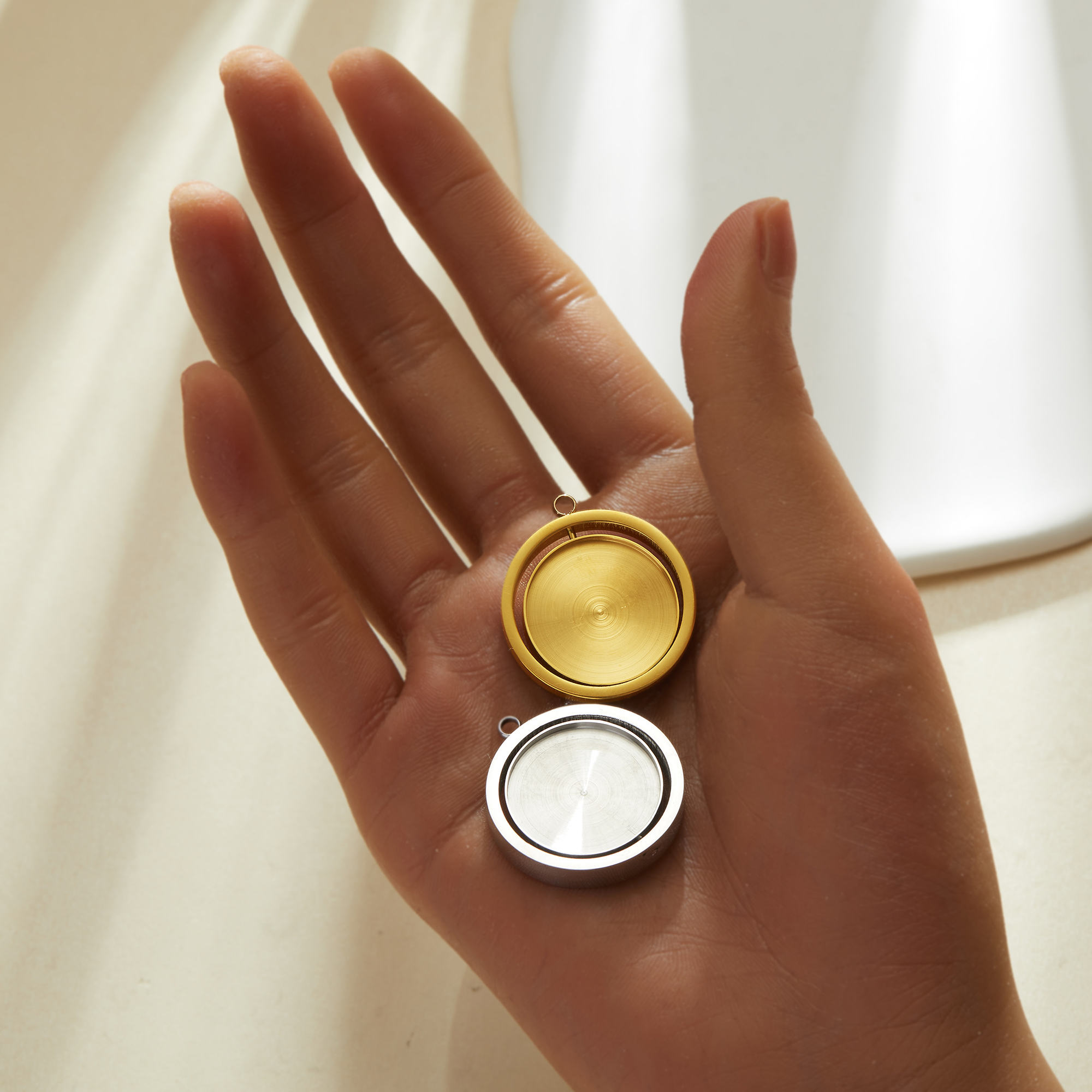 20MM Round Bezel Keepsake Breast Milk Resin Pendant Settings,Stainless Steel Rotatable Pendant Charm,DIY Pendant Supplies 1411474 - Click Image to Close