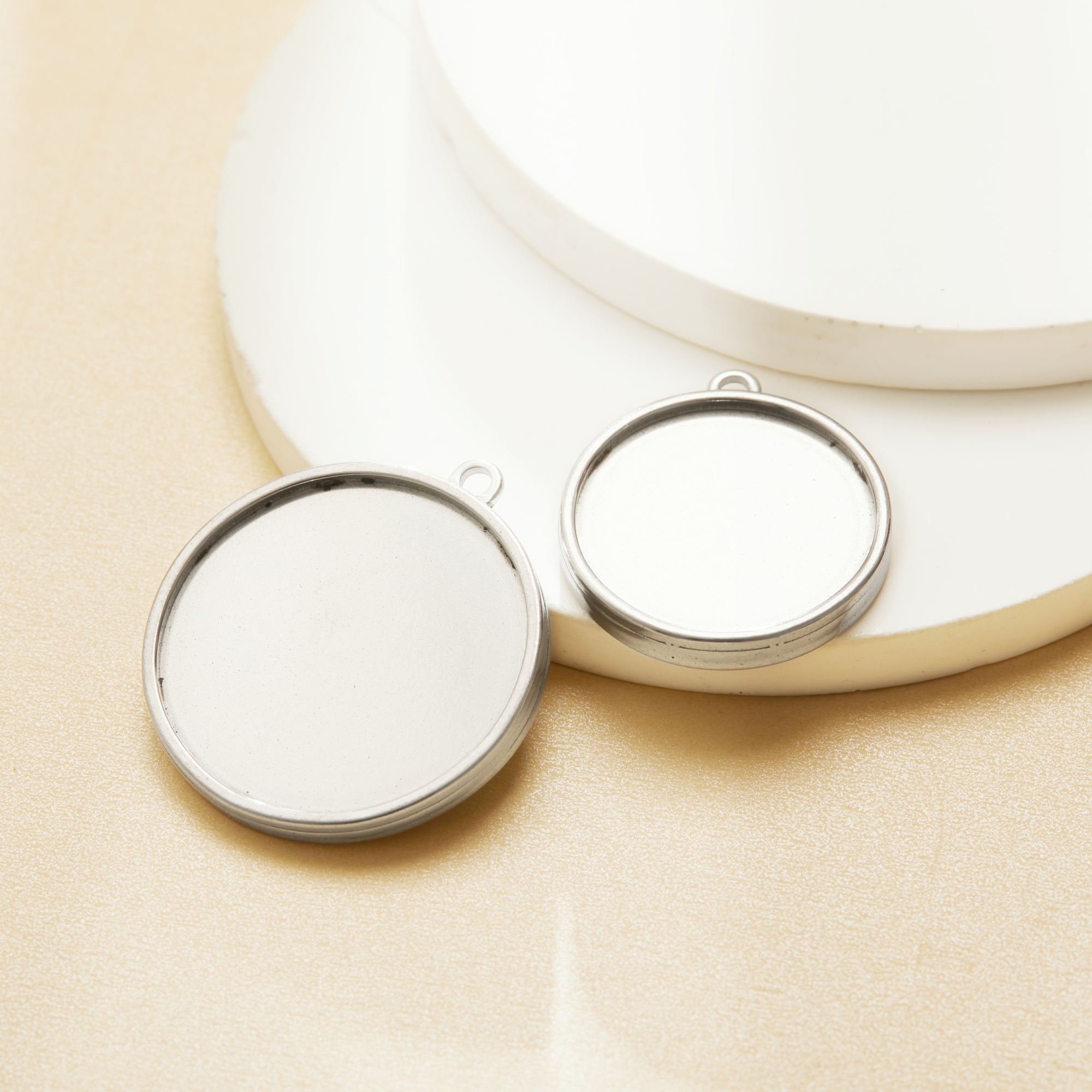 Keepsake Breast Milk Double Sides Round Pendant Bezel,Minimalist Stainless Steel Round Pendant Charm,DIY Pendant Charm Supplies 1411482