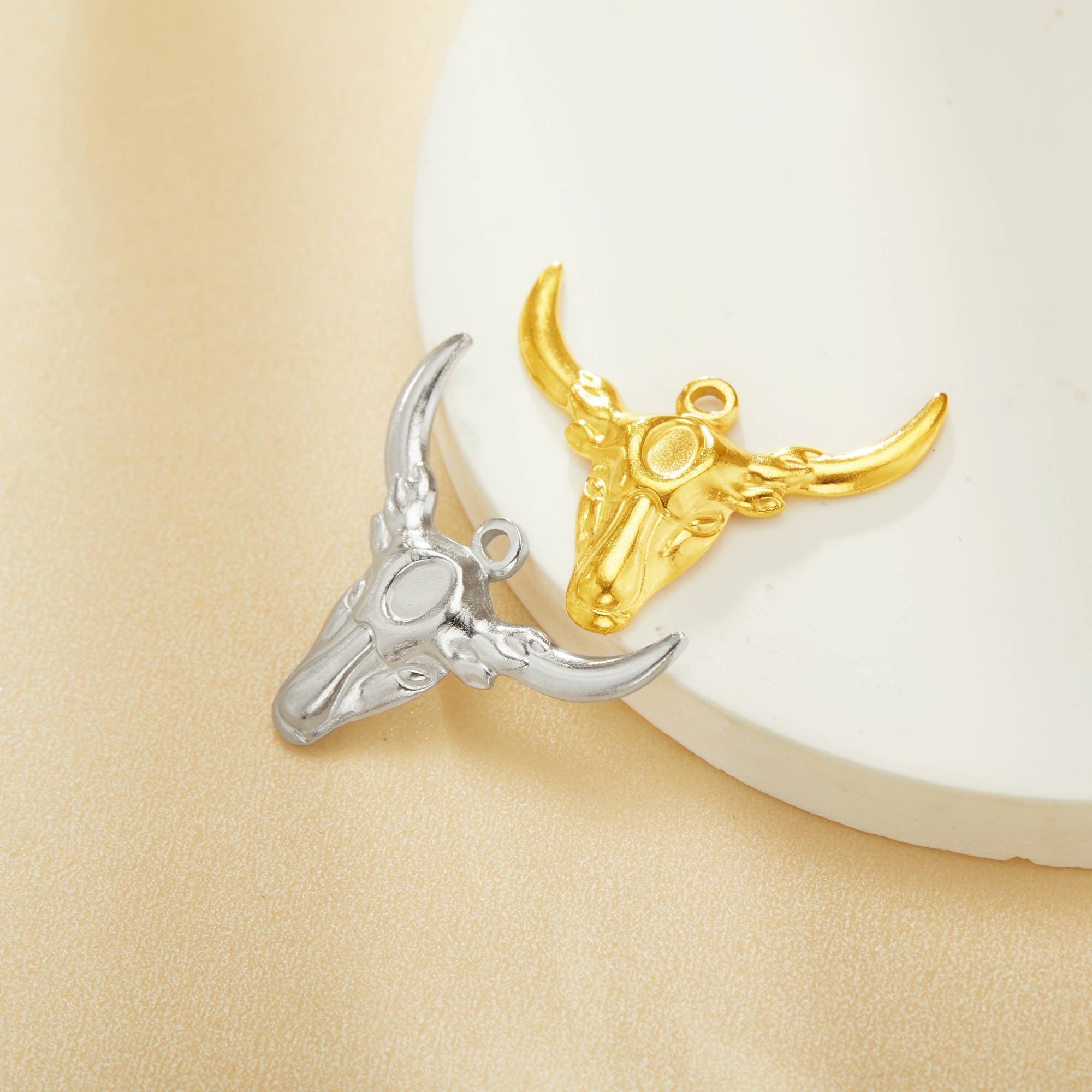 Keepsake Breast Milk Resin Oval Bezel Pendant Settings,Yellow Gold Plated Stainless Steel Bulls Head Pendant Charm,DIY Pendant Blank 1421252 - Click Image to Close