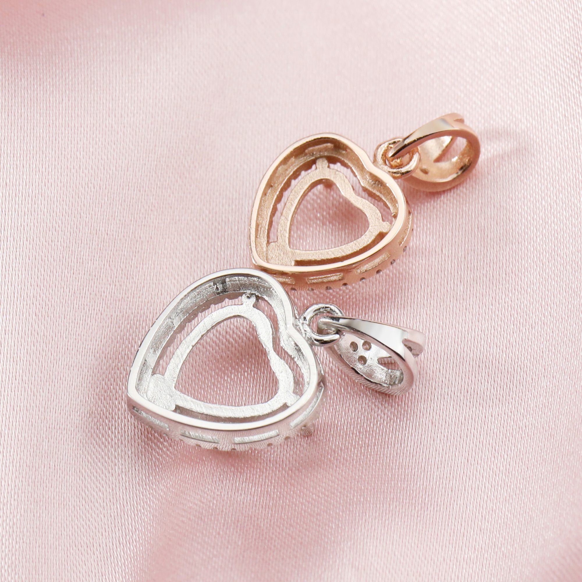 14K Solid Gold Heart Prong Pendant Settings for Gemstone with Moissanite Accents Keepsake Breast Milk DIY Supplies 1431108-1