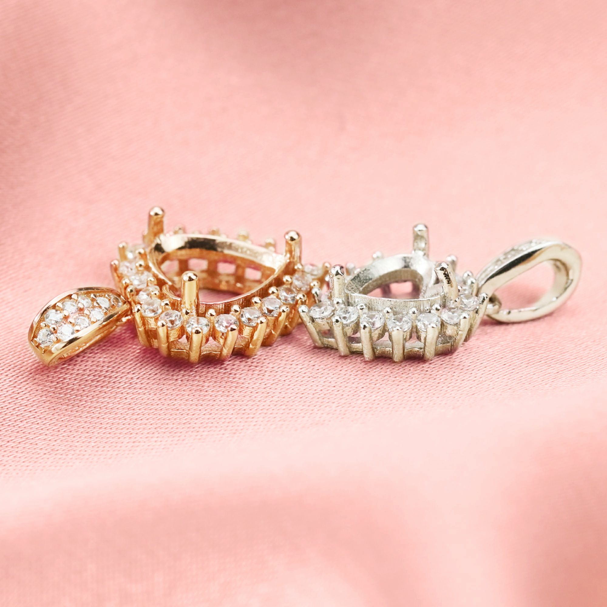 6-8MM Halo Heart Pendant Prong Settings Solid 14K Gold with Moissanite Accents Charm Bezel 1431118-1