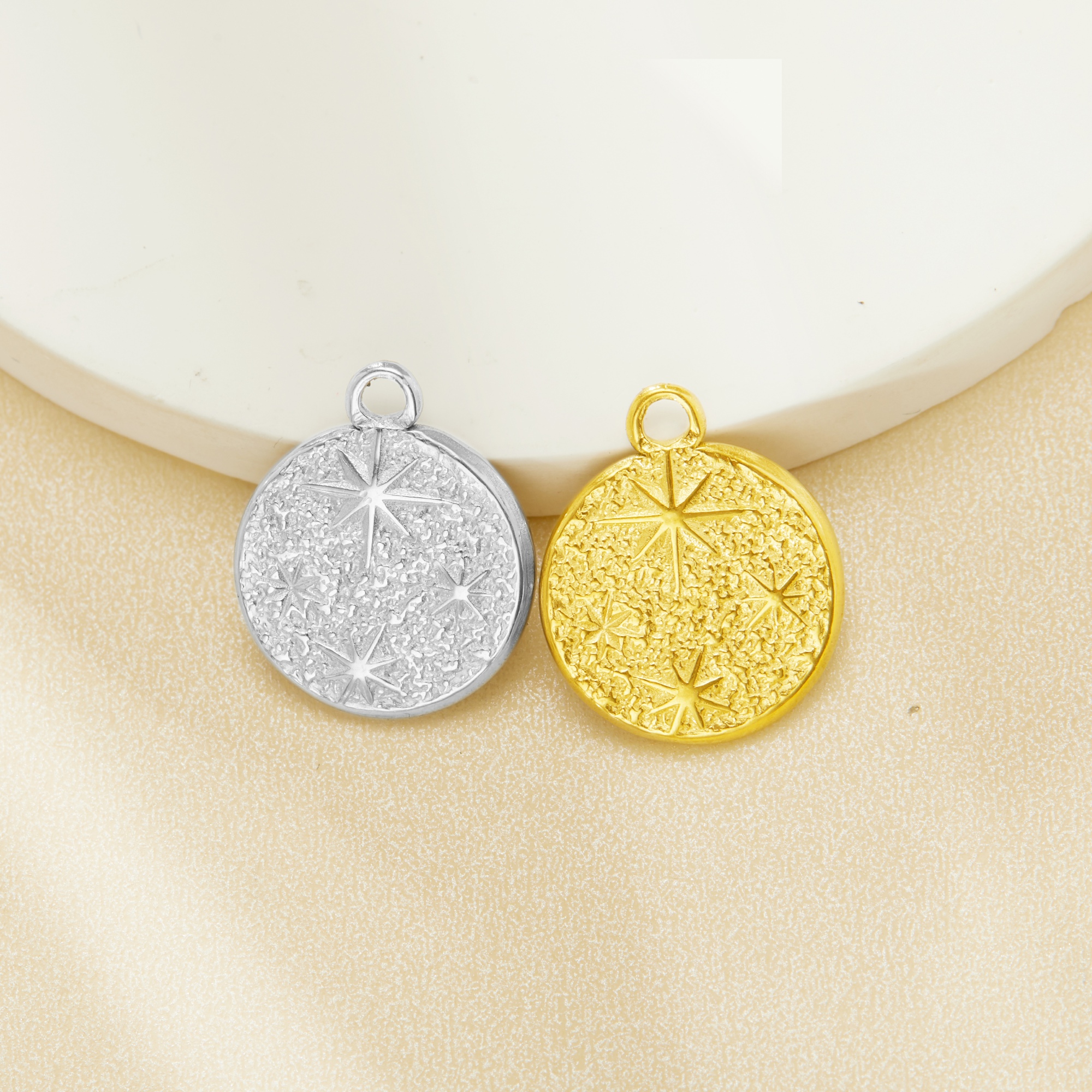 Vintage Styles Stainless Steel Star Round Pendant,Gold Plated Stainless Steel Round Pendant Charm,DIY Pendant Supplies 1431443 - Click Image to Close
