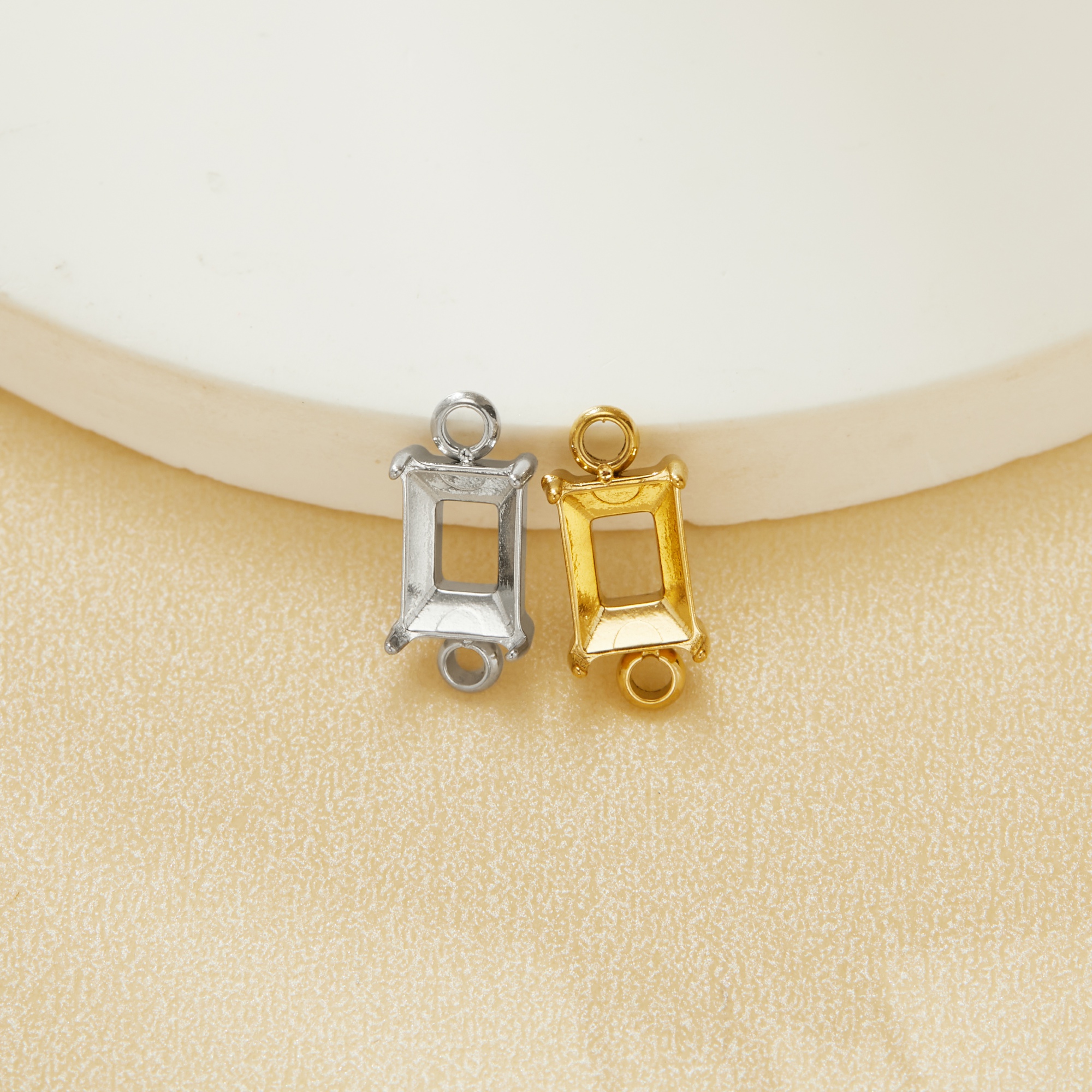 4x6MM Rectangle Prongs Bezel Pendant Settings With Two Loops,Yellow Gold Plated Stainless Steel Rectangle Pendant Charm,Minimalist Pendant,DIY Pendant Blank 1431459 - Click Image to Close