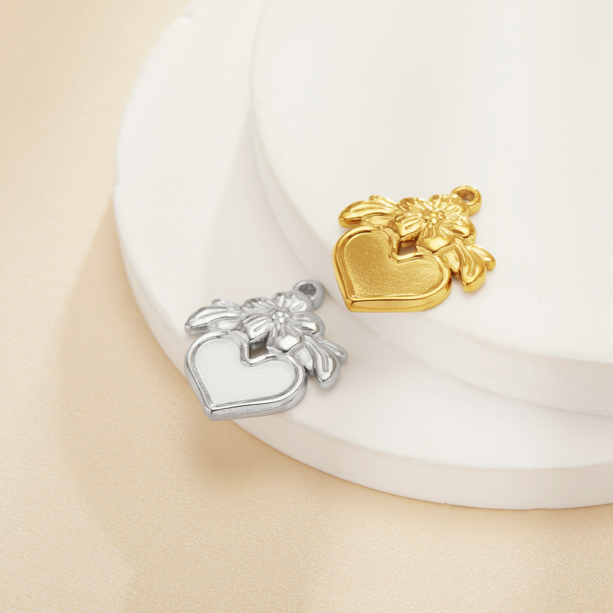 5x10MM Heart Bezel Stainless Steel Pendant Settings,Yellow Gold Silver Heart Pendant Charm,Flower Art Deco Heart Pendant,DIY Pendant Blank Supplies 1431518