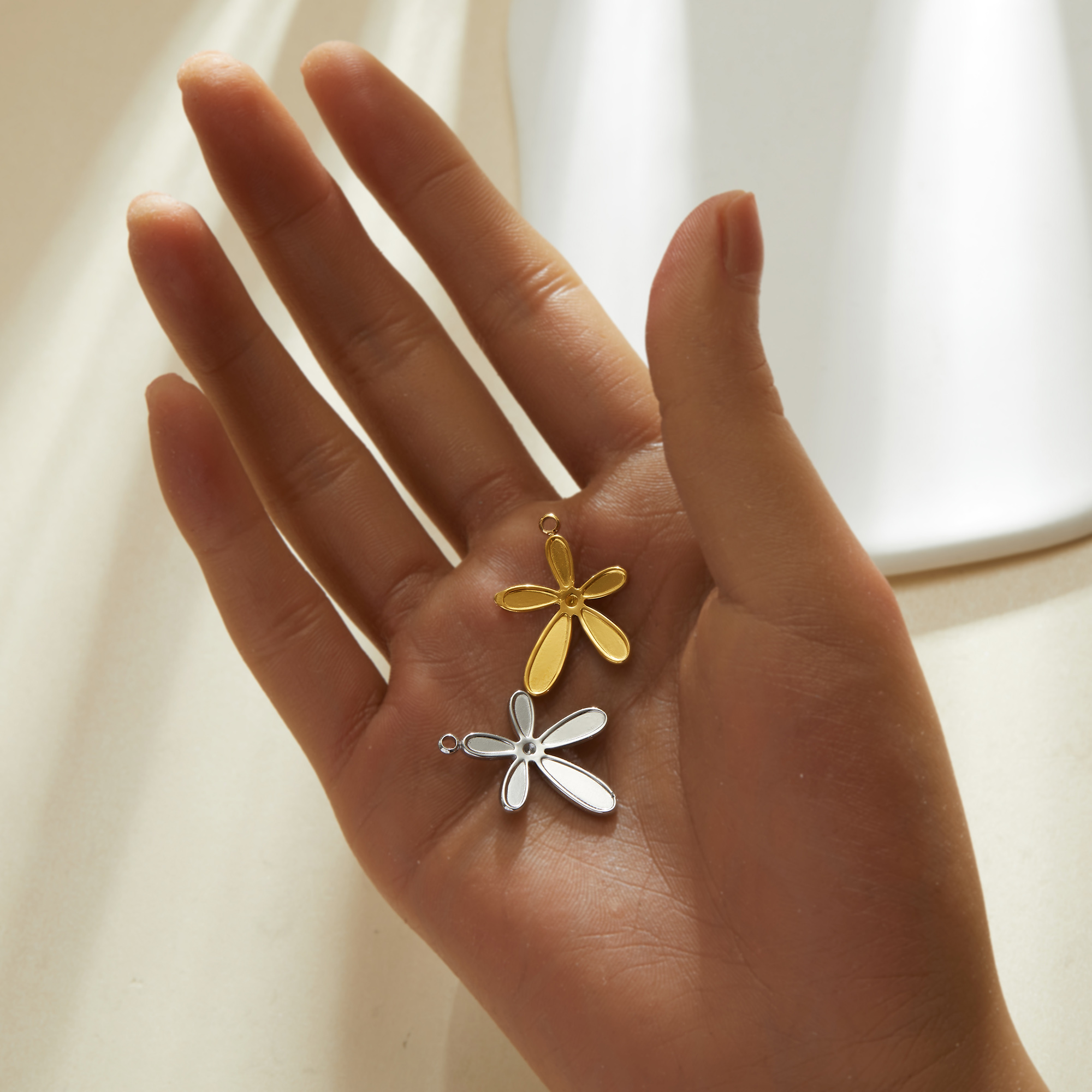 Pear Bezel Stainless Steel Pendant Settings,Yellow Gold Silver Flower Pendant Charm,Art Deco Pendant,DIY Pendant Blank Supplies 1431523 - Click Image to Close