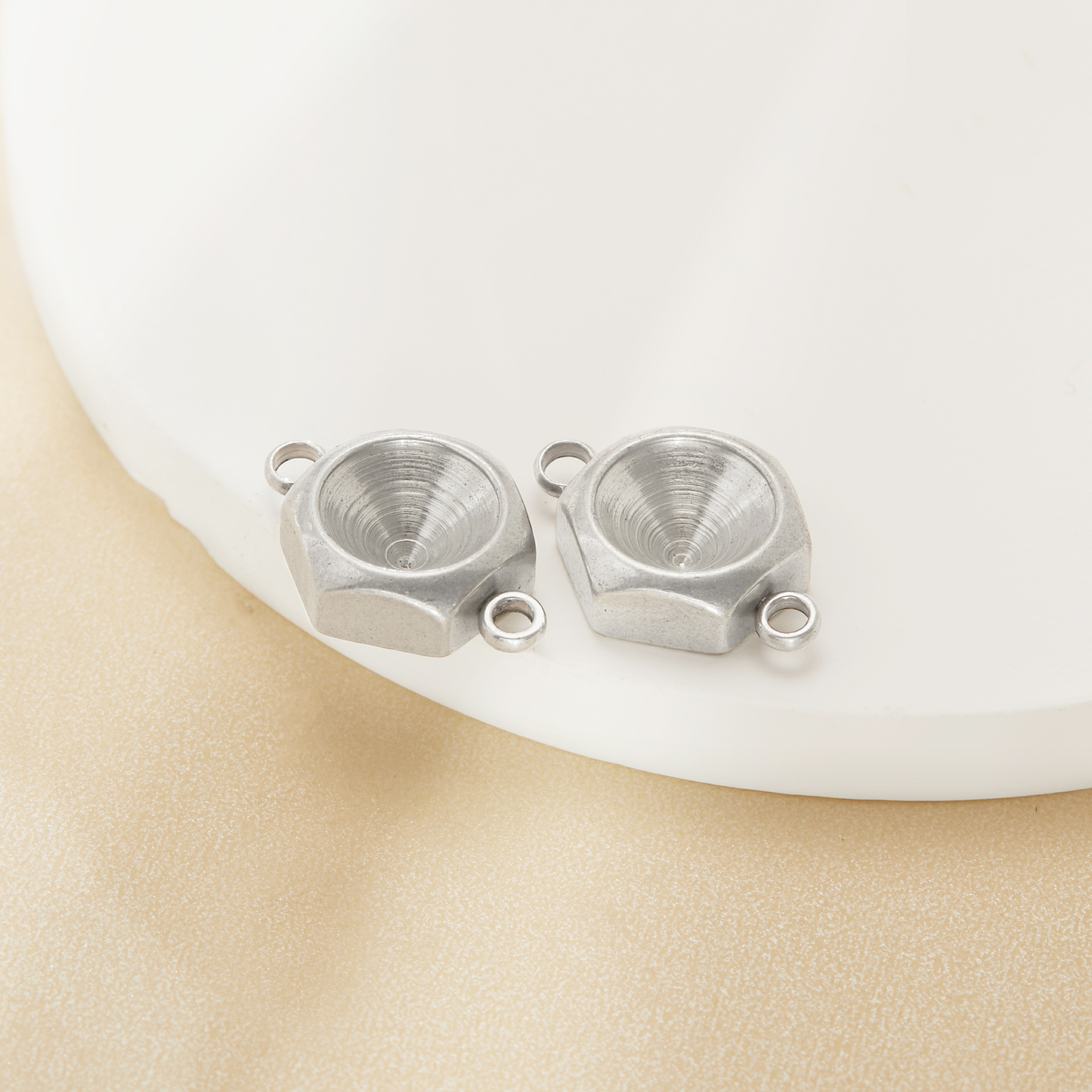 8MM Round Stainless Steel Pendant Settings With Two Loops,Minimalist Hexagon Pendant Charm Connector,DIY Pendant Blank Supplies 1431545 - Click Image to Close