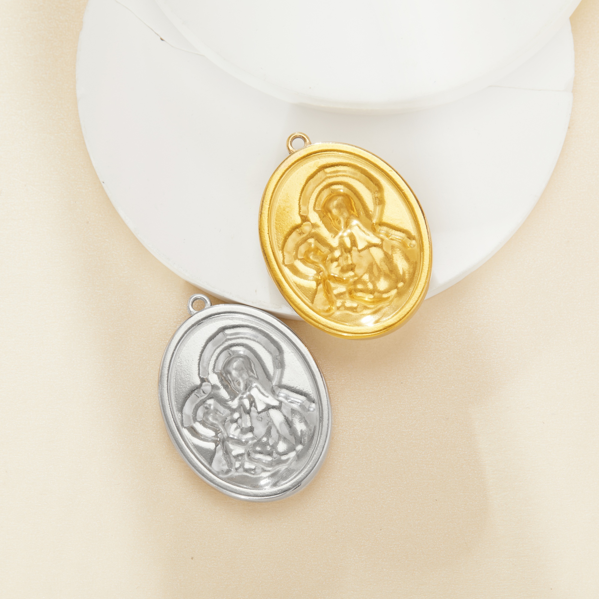 Virgin Mary Oval Pendant Charm,Mother of God Madonna Vintage Styles Oval Pendant Charm,DIY Pendant Charm Supplies 1431555