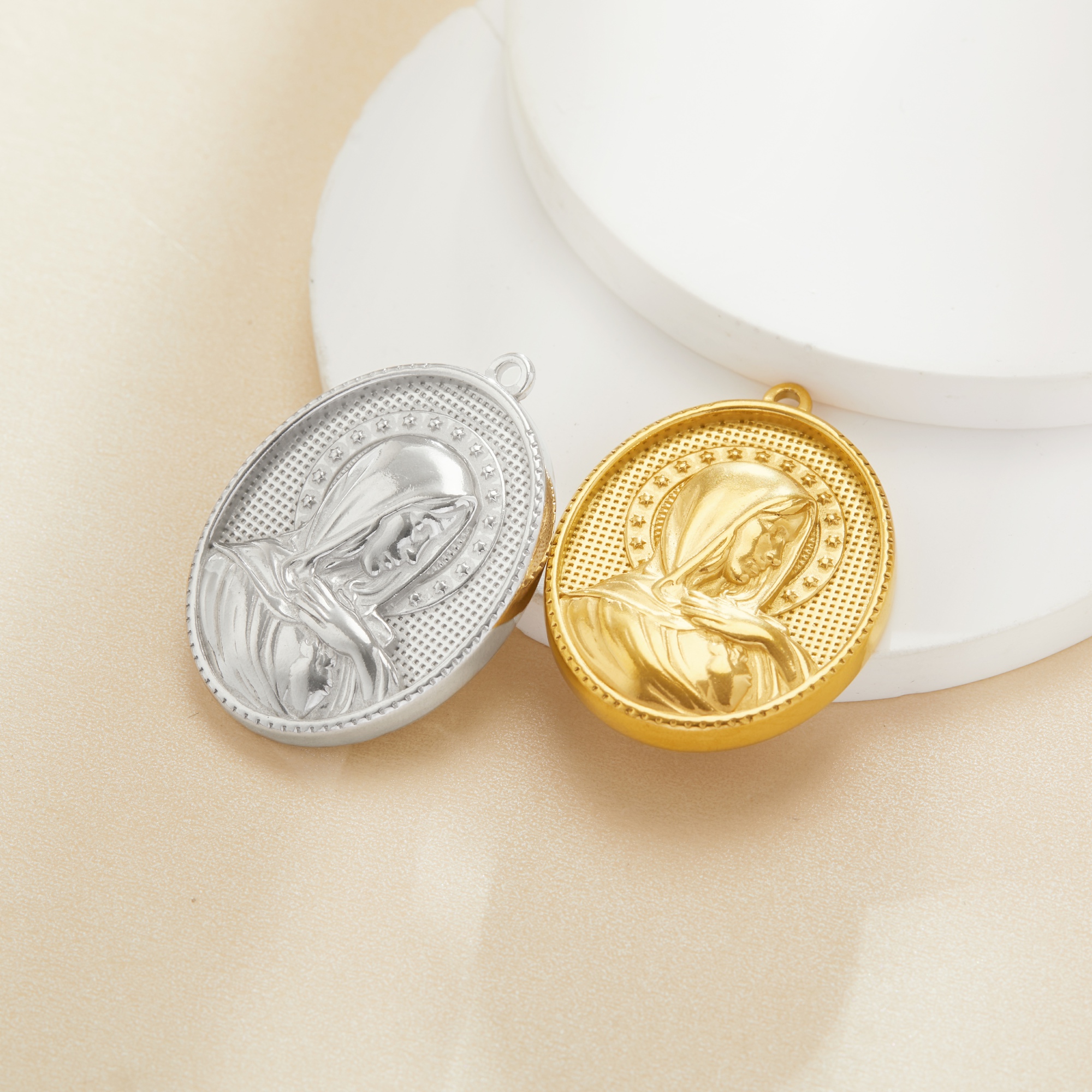 Virgin Mary Oval Pendant Charm,Mother of God Madonna Vintage Styles Oval Pendant Charm,DIY Pendant Charm Supplies 1431556