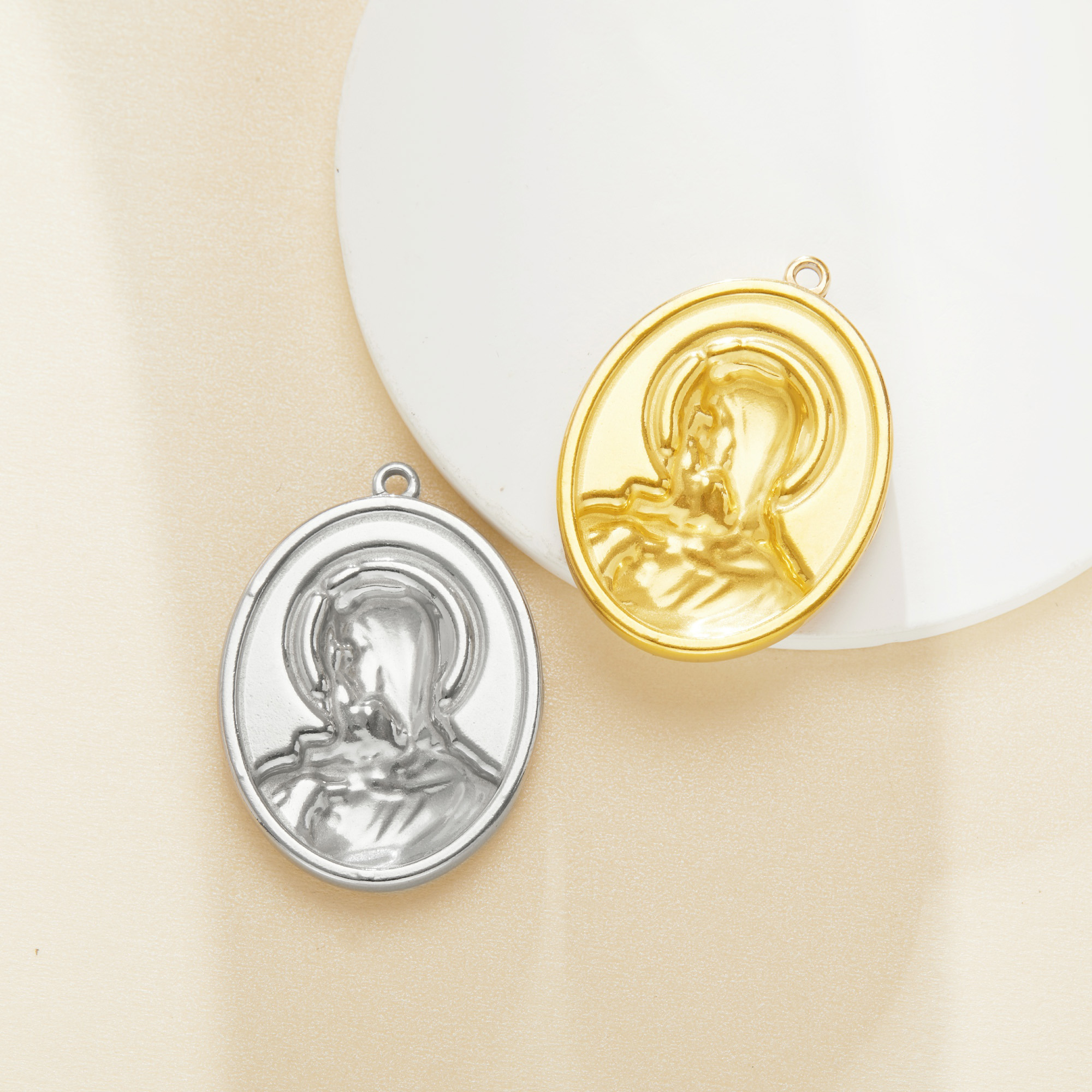 Virgin Mary Oval Pendant Charm,Mother of God Madonna Vintage Styles Oval Pendant Charm,DIY Pendant Charm Supplies 1431556