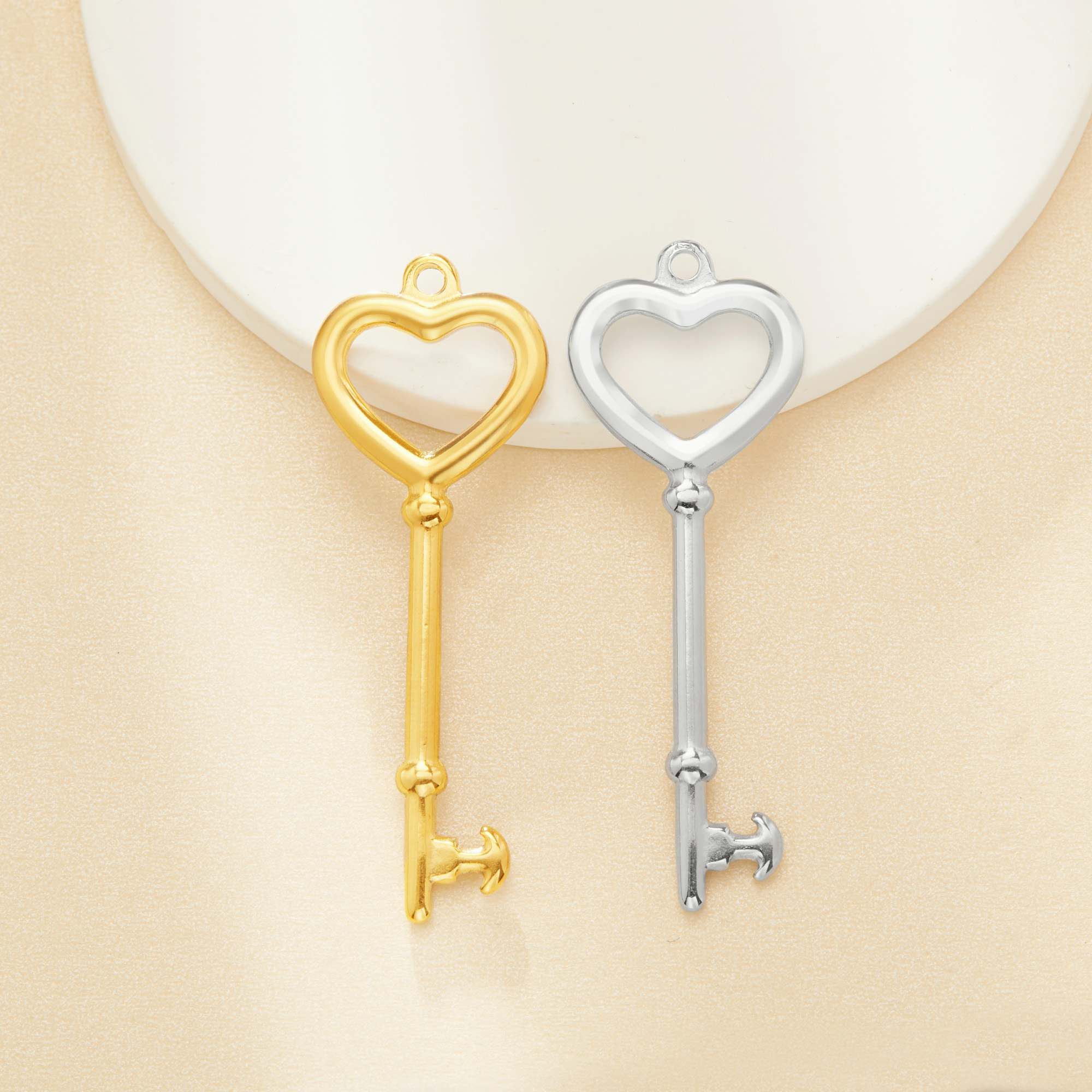 Minimalist Heart Key Pendant,Simple Key Stainless Steel Pendant Charm,DIY Pendant Charm Supplies 1431563