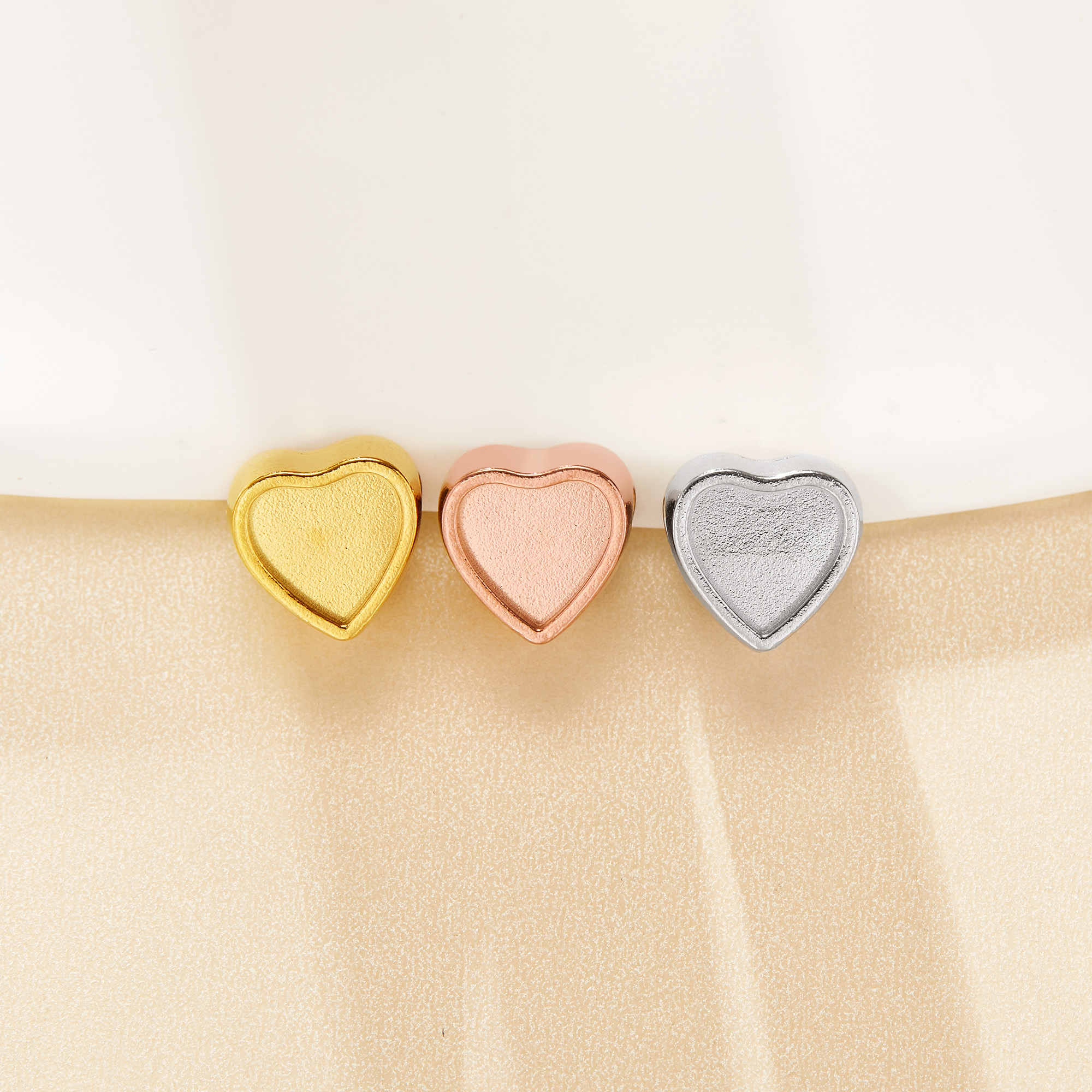 Keepsake Breast Milk Resin Stainless Steel Heart Bezel Beads Settings,Double Sides Big Hole Minimalist Pendant Beads with 4.5MM Hole,DIY Bead Supplies 1431577