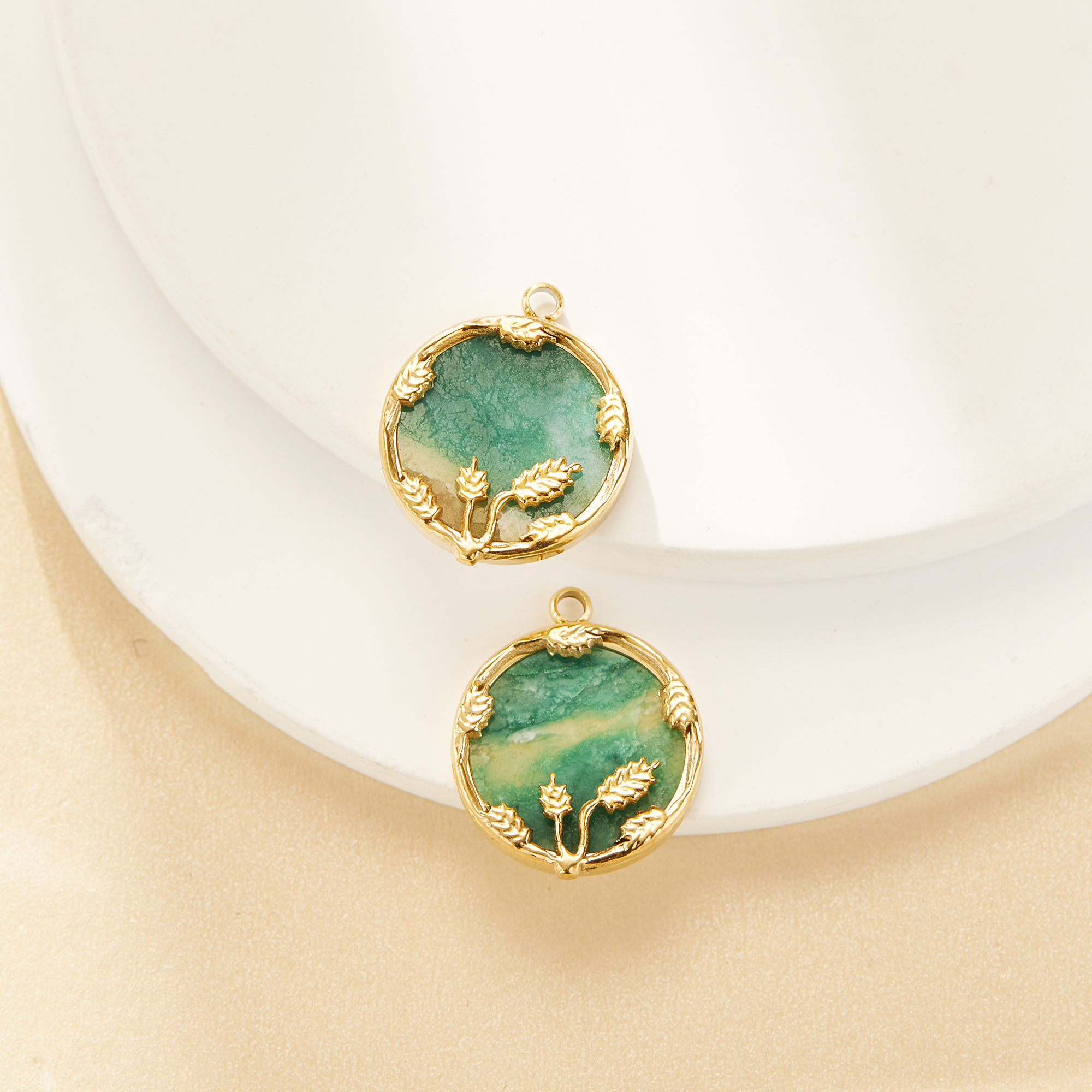 Gold Plated Leaf Round Pendant Charm With Green Amazonite Stone,Stainless Steel Simple Round Pendant Charm With Loop,DIY Pendant Supplies 1431579