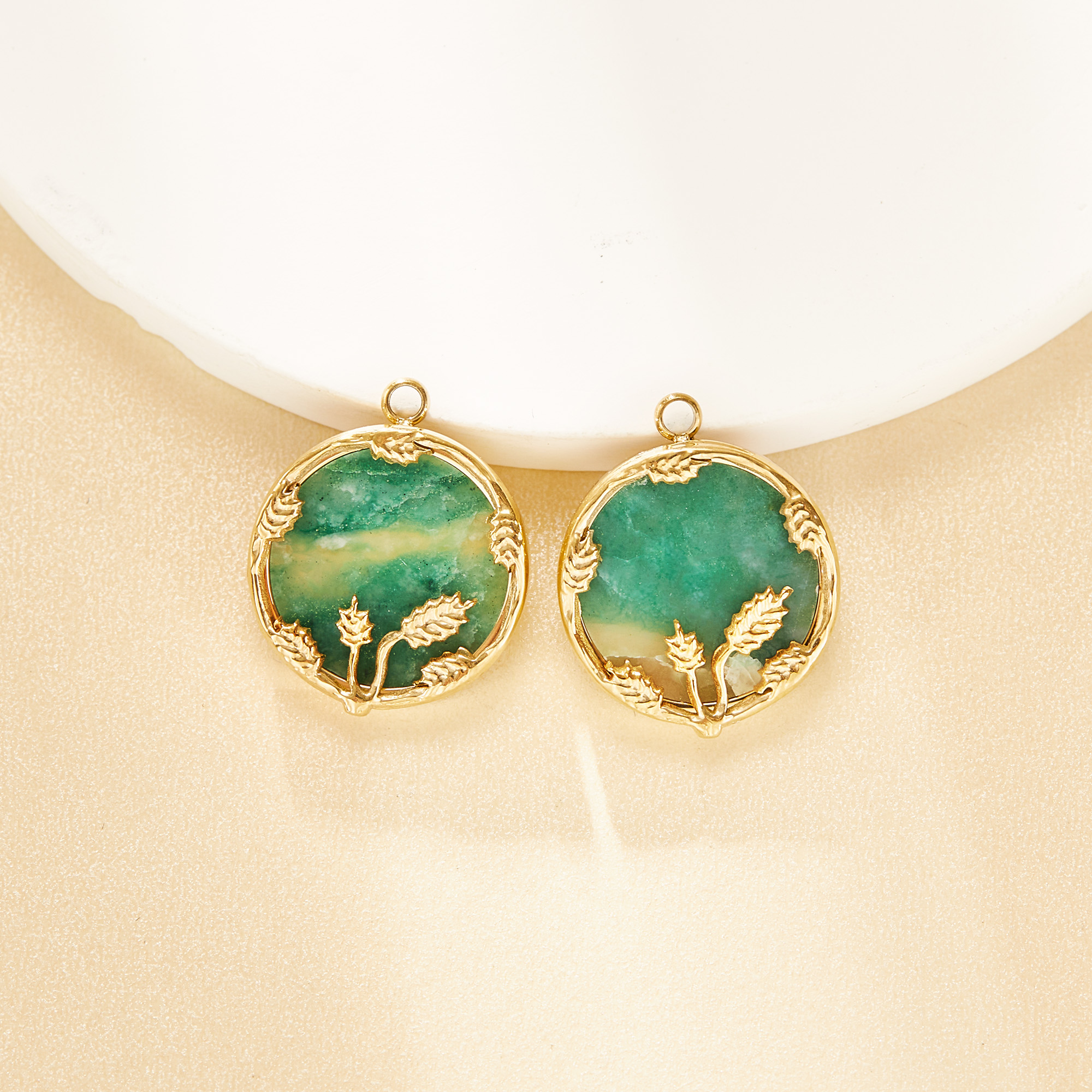 Gold Plated Leaf Round Pendant Charm With Green Amazonite Stone,Stainless Steel Simple Round Pendant Charm With Loop,DIY Pendant Supplies 1431579