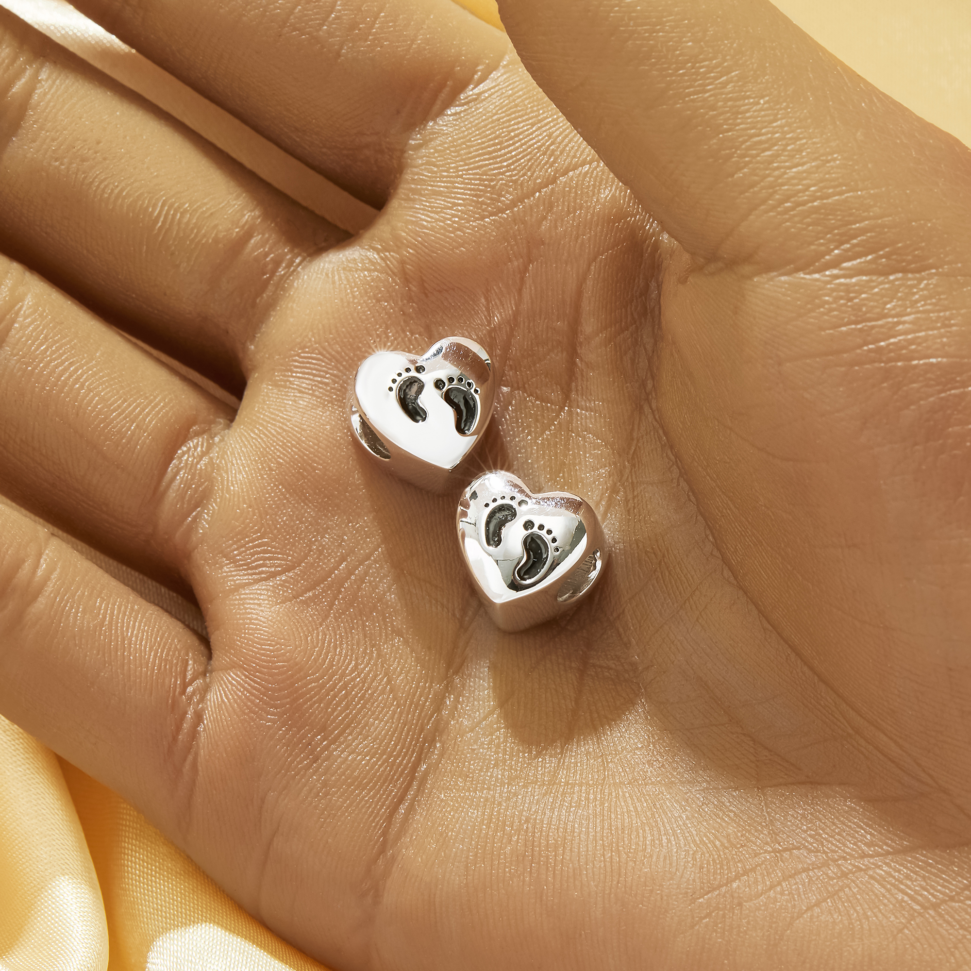 Keepsake Breast Milk Resin Heart Bezel Beads Settings,Double Sides Big Hole Solid 925 Sterling Silver Footprint Pendant Beads with 5MM Hole,DIY Pendant Supplies 1431590