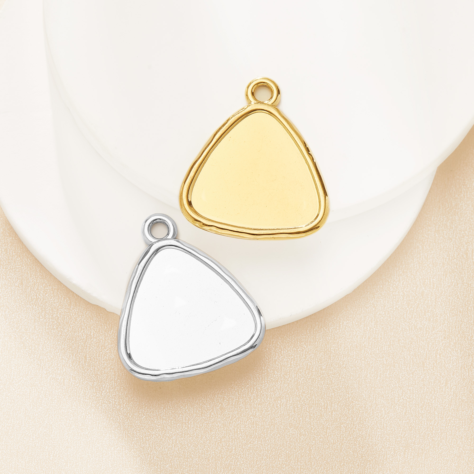 21MM Keepsake Breast Milk Resin Triangle Pendant Bezel Settings,Minimalist Stainless Steel Triangle Pendant,DIY Pendant Blank Supplies 1431609