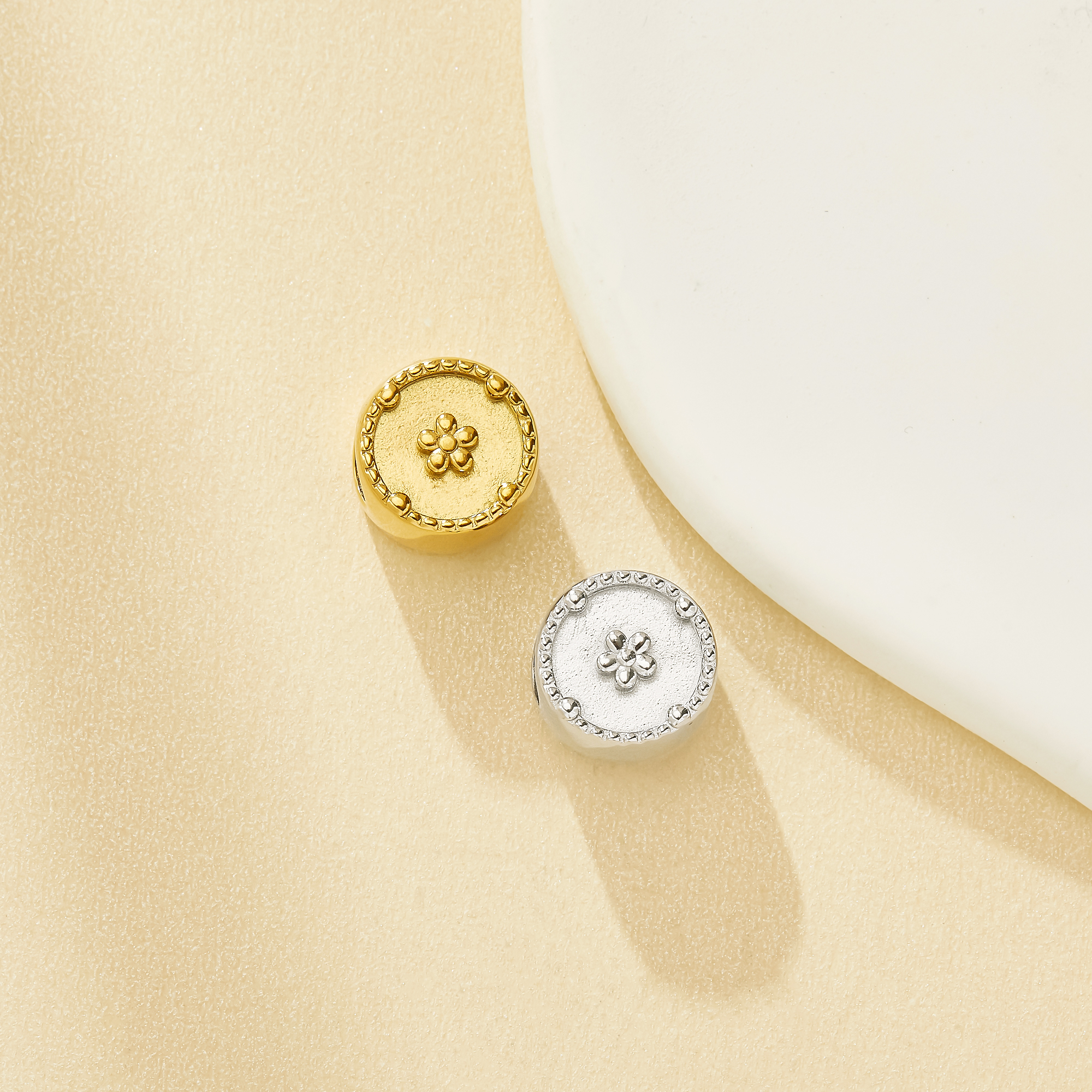 Keepsake Breast Milk Resin Round Bezel Beads Settings,Big Hole Silver Gold Tone Stainless Steel Flower Pendant Beads with 4.5MM Hole 1431672