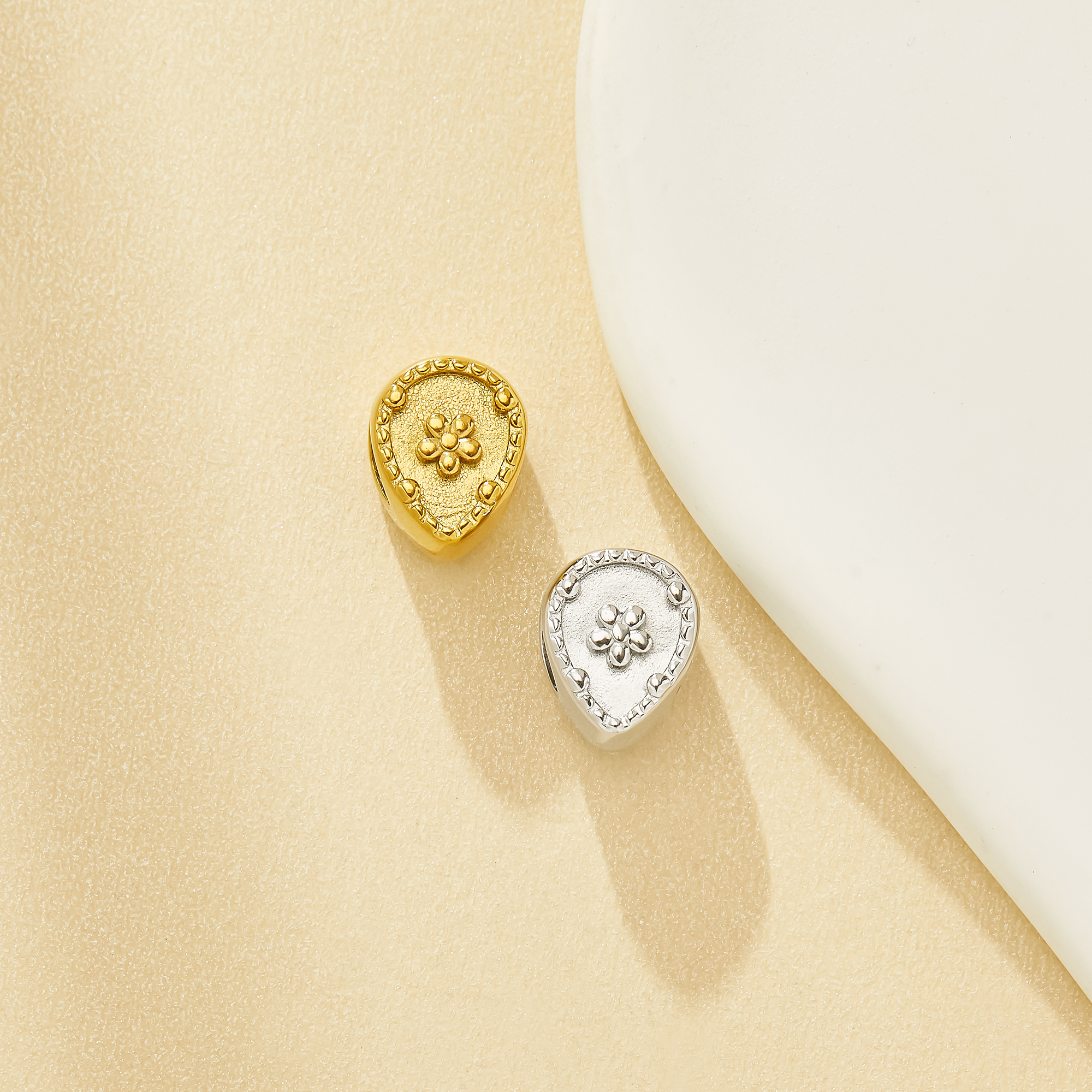 Keepsake Breast Milk Resin Stainless Steel Pear Bezel Beads Settings,Double Sides Big Hole Flower Pendant Beads with 4.5MM Hole 1431673