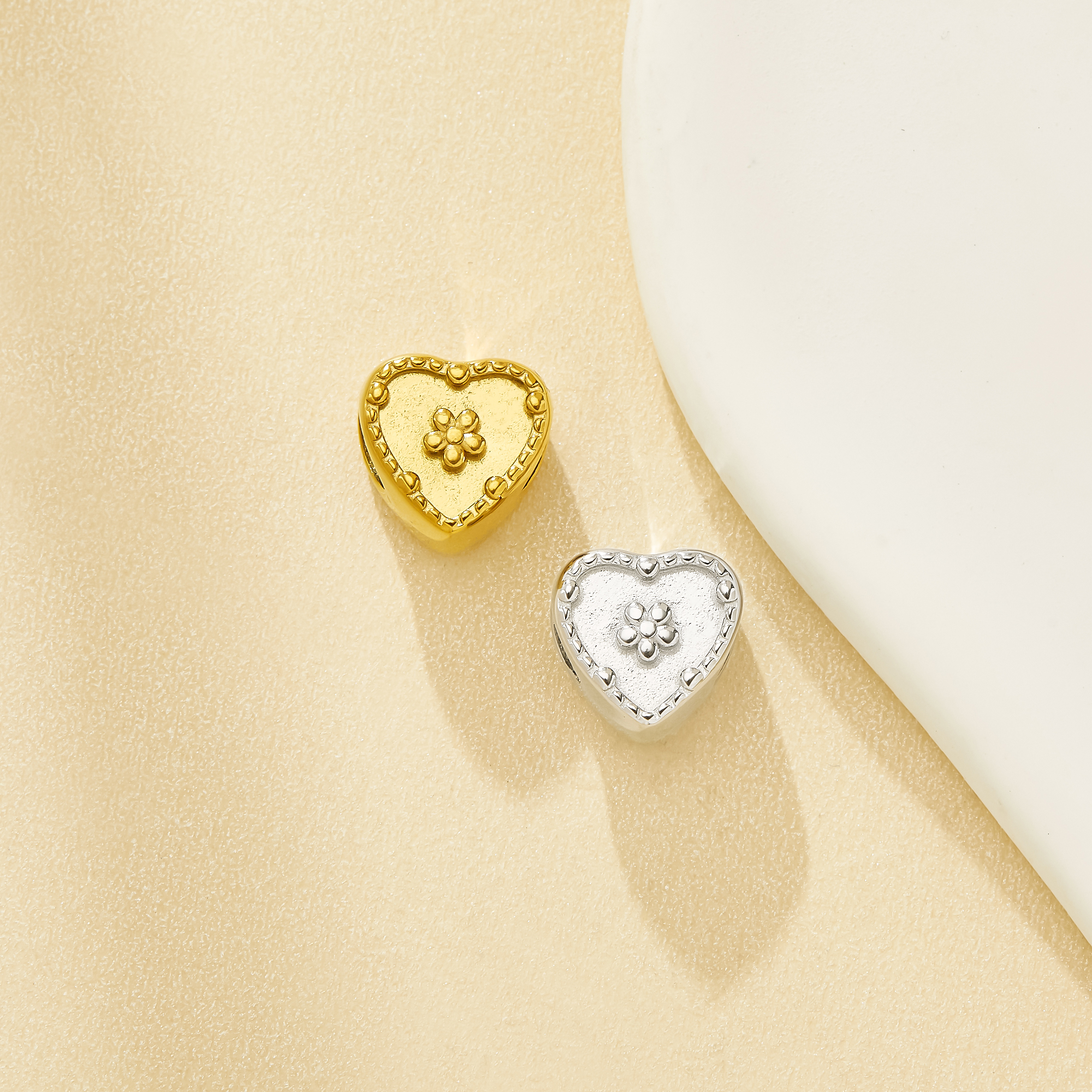 Keepsake Breast Milk Resin Heart Bezel Beads Settings,Big Hole Silver Gold Tone Stainless Steel Flower Pendant Beads with 4.5MM Hole 1431674