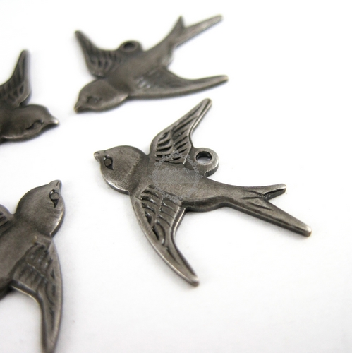 10pcs one loops 17x19MM vintage antiqued silver brass swallow bird charm,pendant,antiqued brass stamping charm 1830009 - Click Image to Close