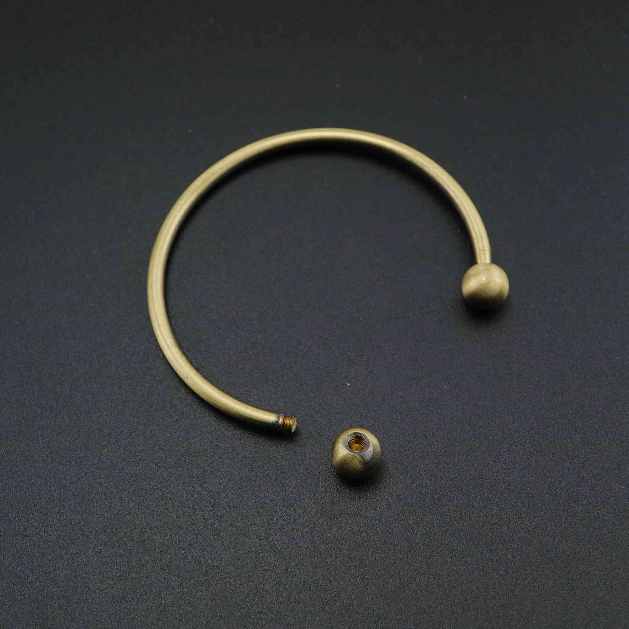 1Pcs Vintage Style Brass Bronze Screwed Ball Wire Bracelet Bangle for DIY Beading Supplies 1900229 - Click Image to Close