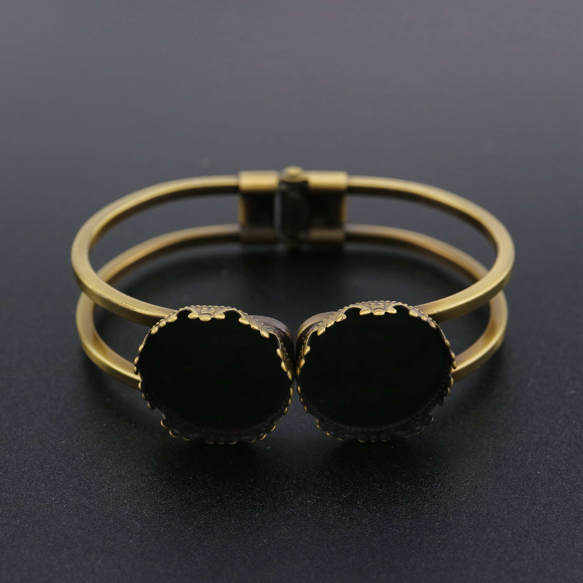 1Pcs Vintage Style Brass Bronze 20MM Round Crown Bezel Bracelet Bangle Settings DIY Supplies 60MM Diameter 1900231 - Click Image to Close