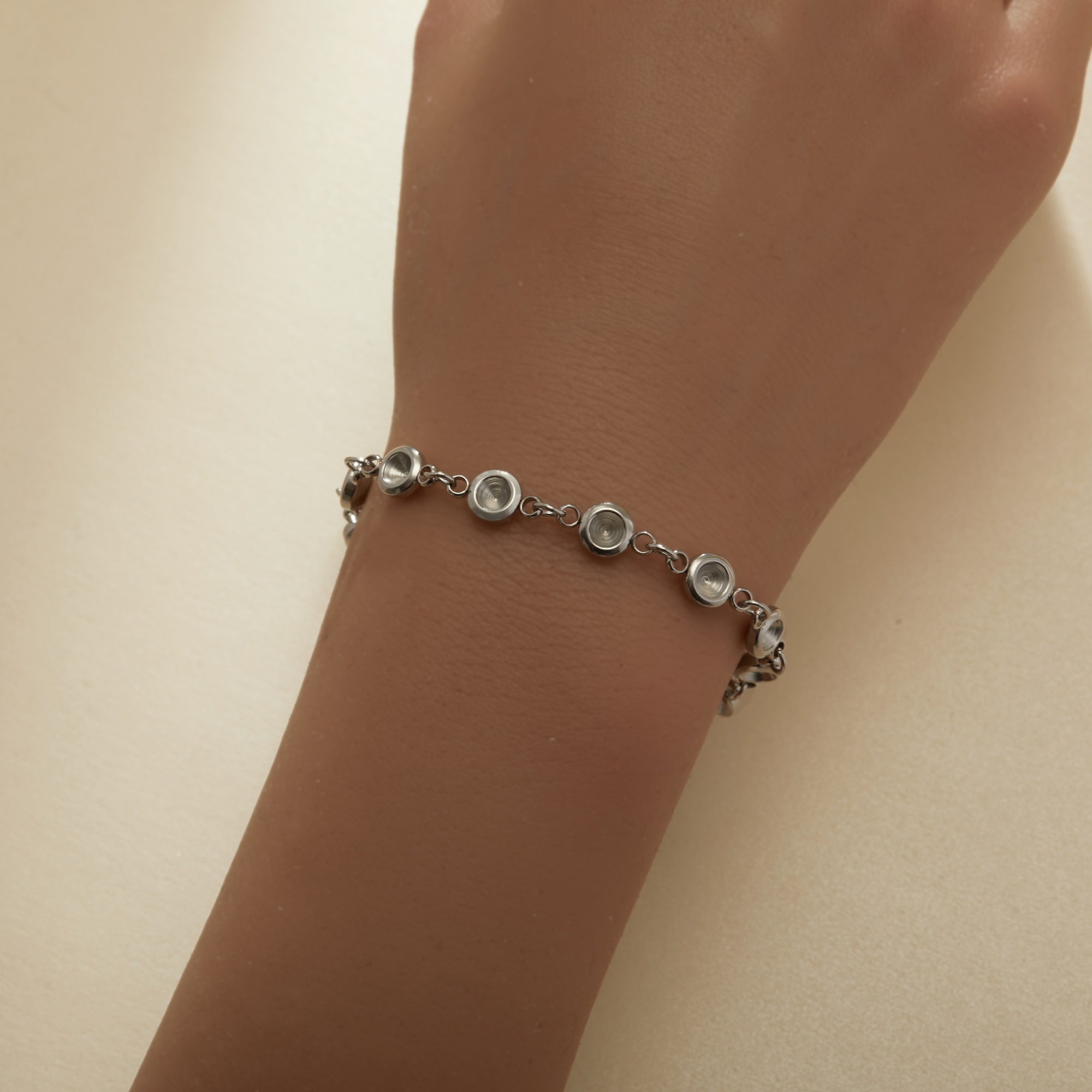 Keepsake Breast Milk Resin Round Bezel Blank Bracelet Settings,4MM 12 Stones Stainless Steel Bracelet Supplies 1900328 - Click Image to Close