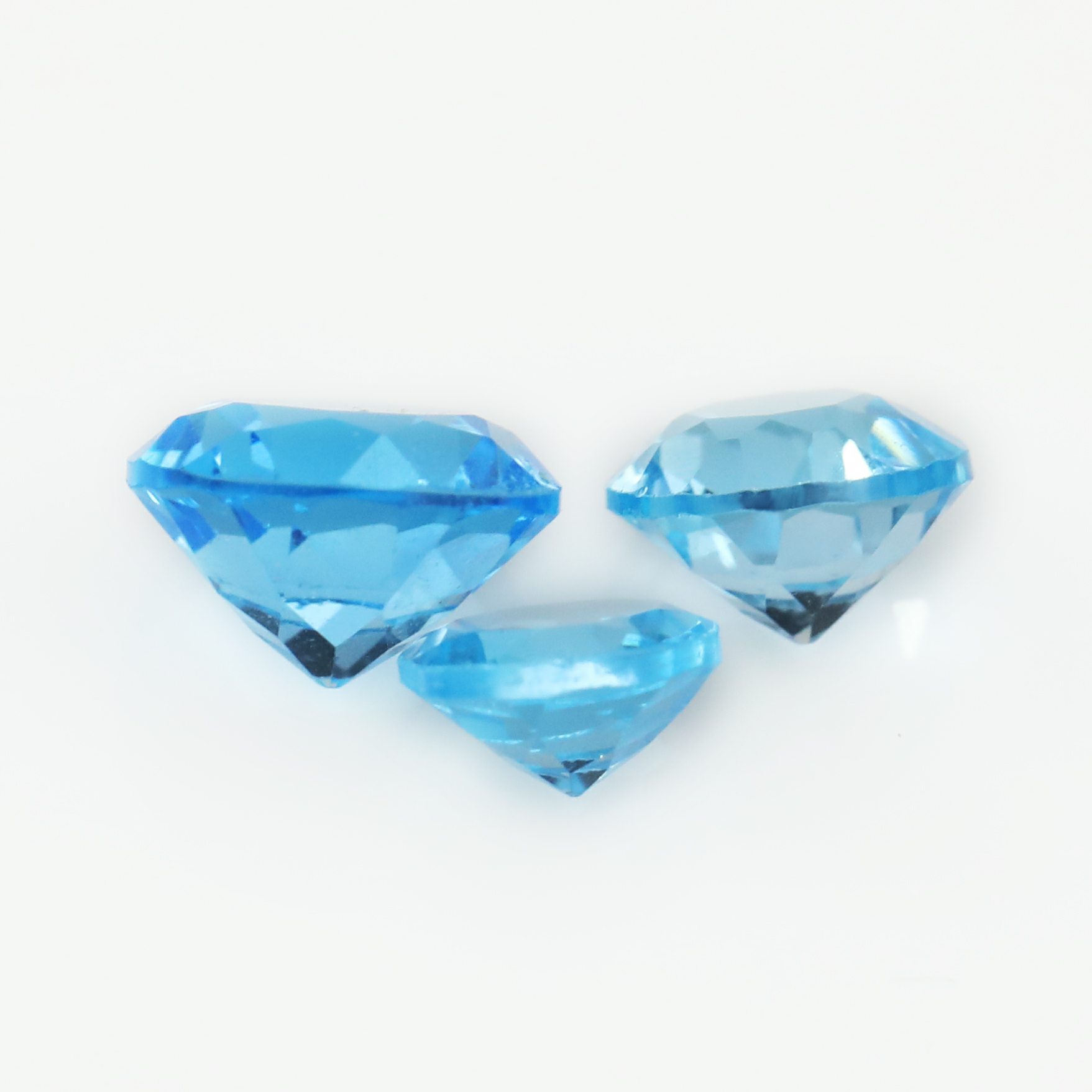 1Pcs Faceted Round Swiss Blue Topaz Nature Point Back Gemstone November Birthstone DIY Loose Stone Supplies 4110182 - Click Image to Close