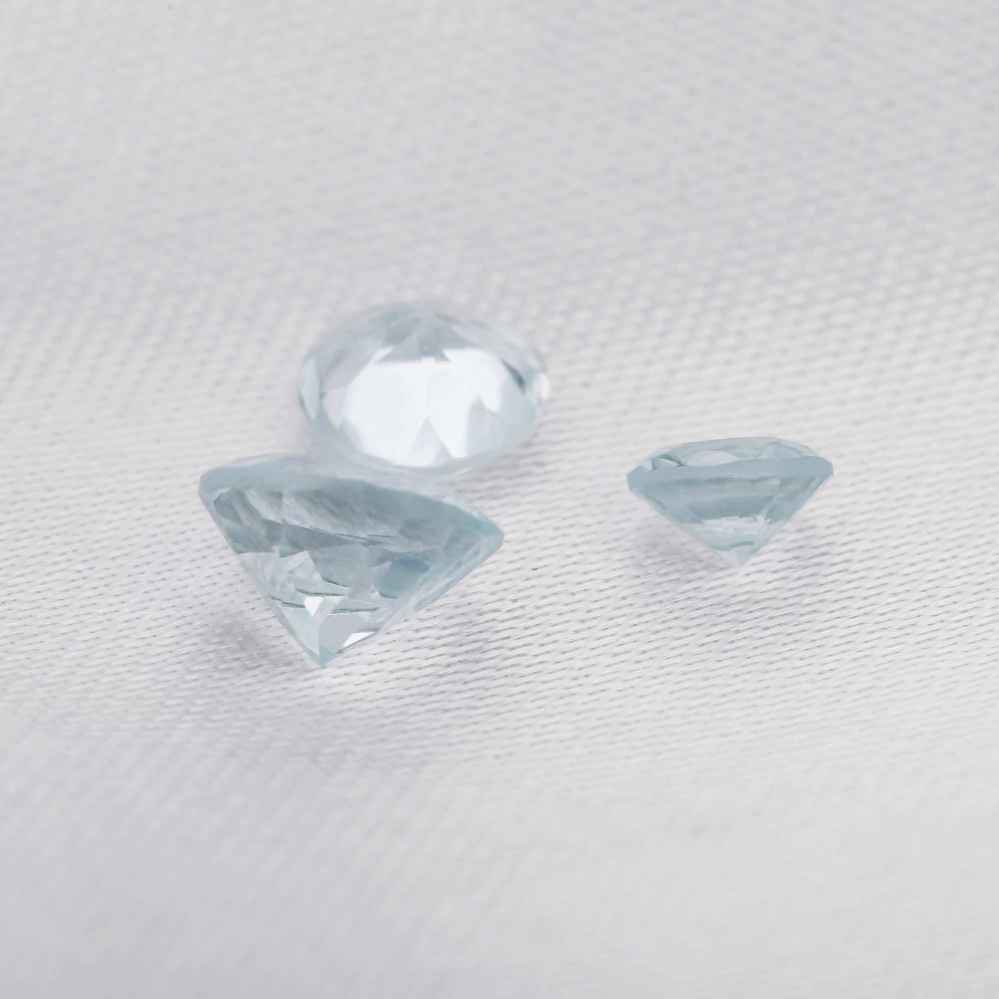 Nature Faceted Round Aquamarine Gemstone,March Birthstone,Light Blue Gemstone,DIY Jewelry Supplies - Click Image to Close