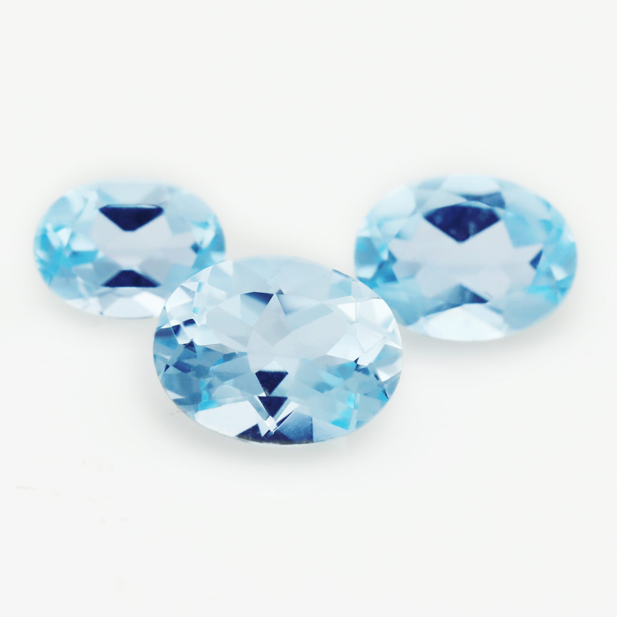 1Pcs Oval Faceted Sky Blue Topaz Nature October Birthstone DIY Loose Gemstone Supplies 4120141 - Click Image to Close